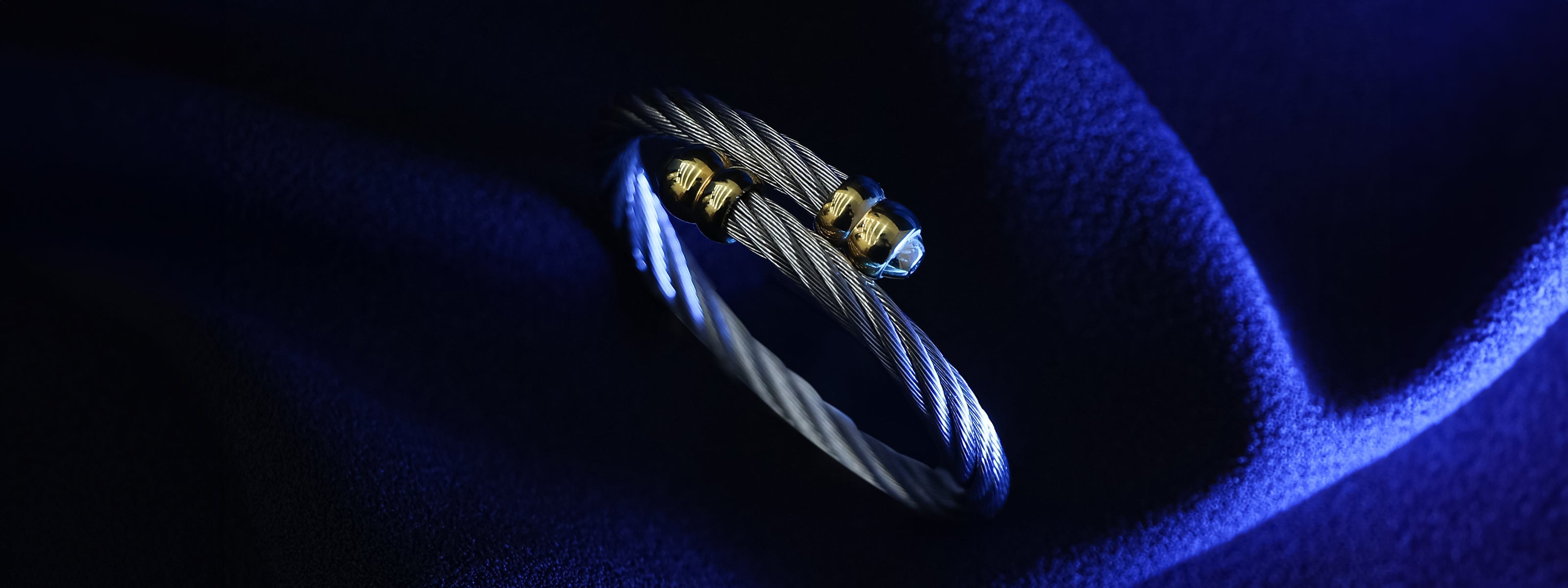 Women's accessories - Rustans.com