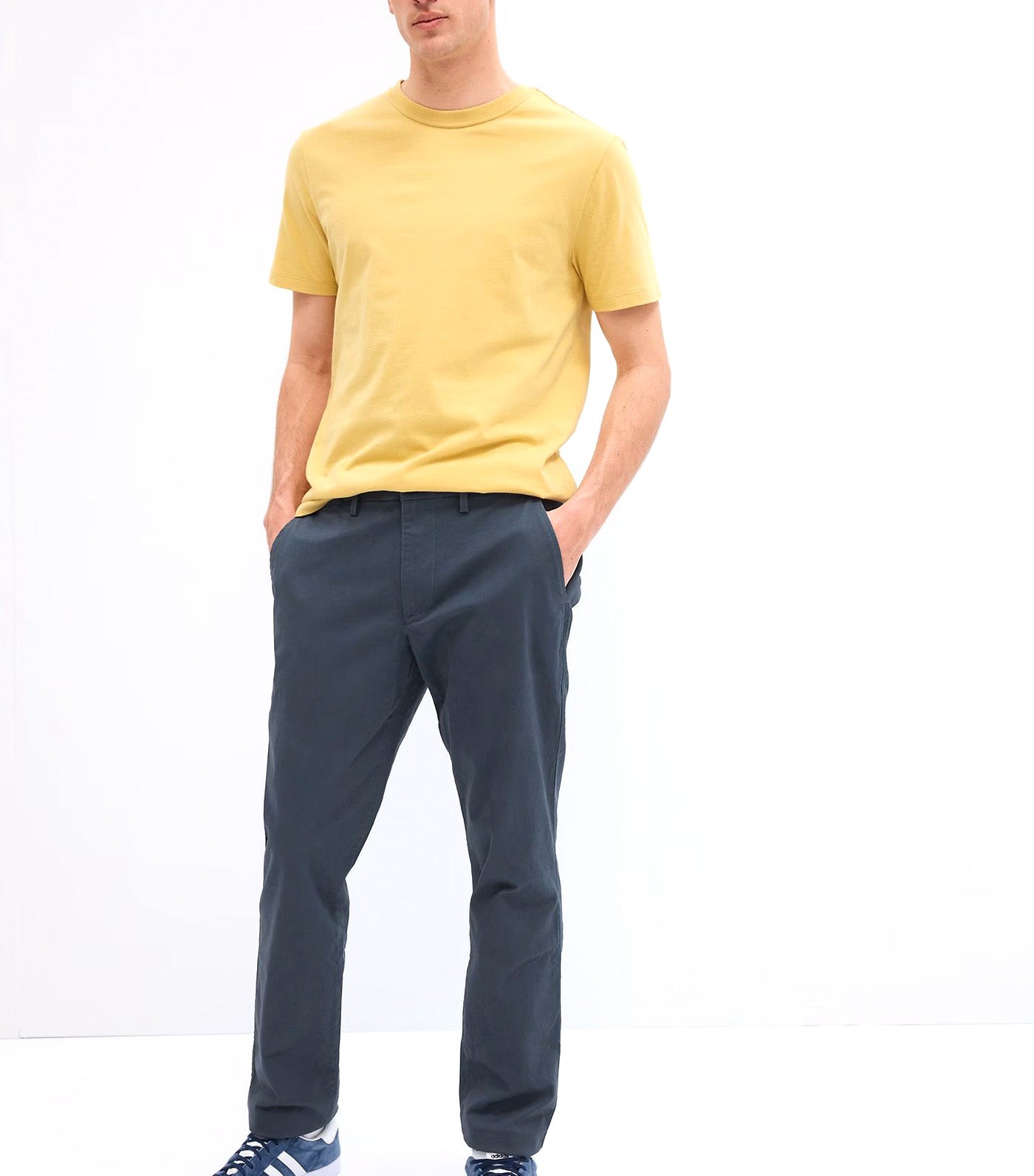 Slim Khakis Medium Indigo