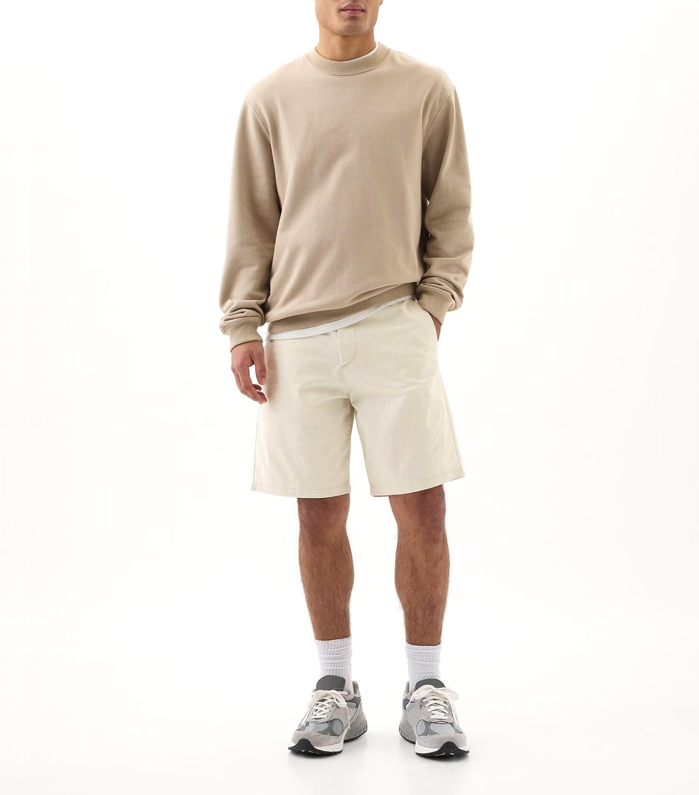 9" Essential Khaki Shorts