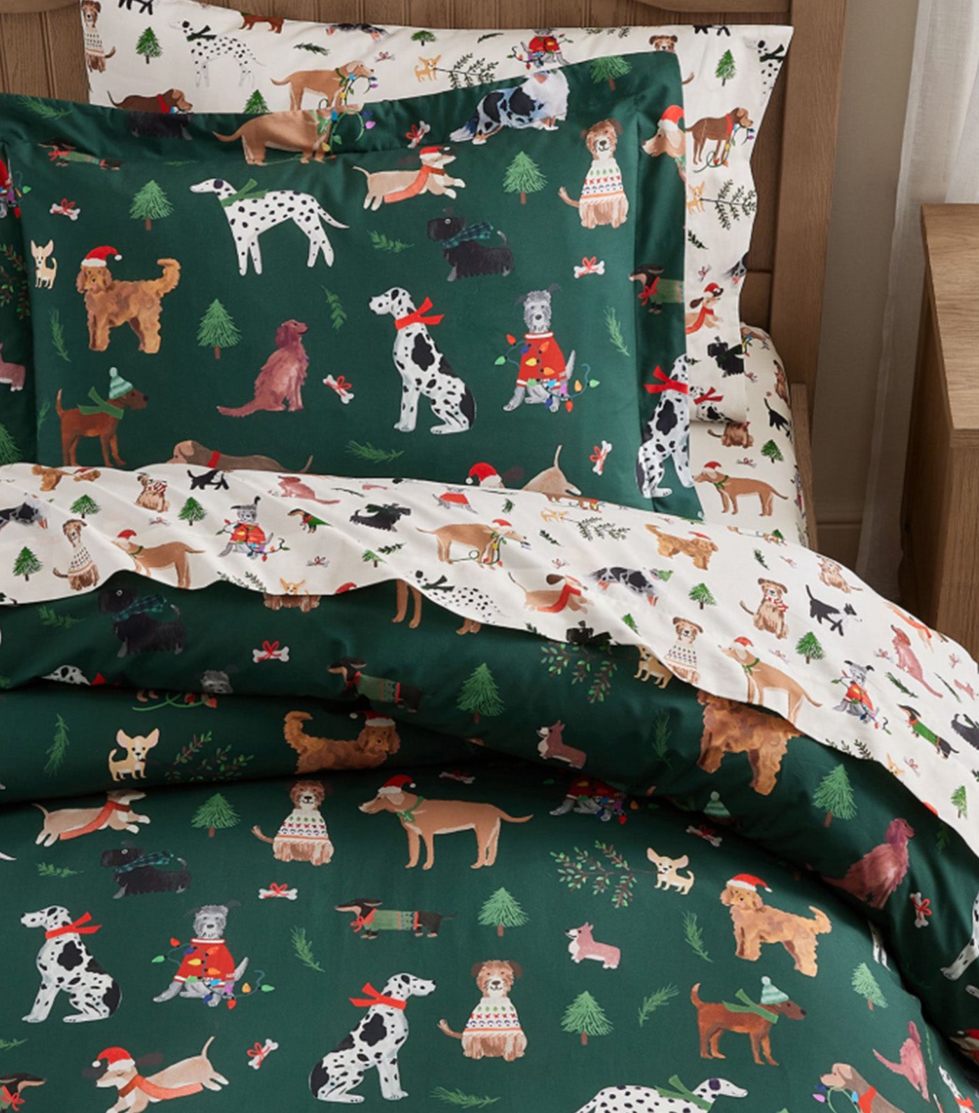 Holiday Dogs Organic Duvet Cover and Shams