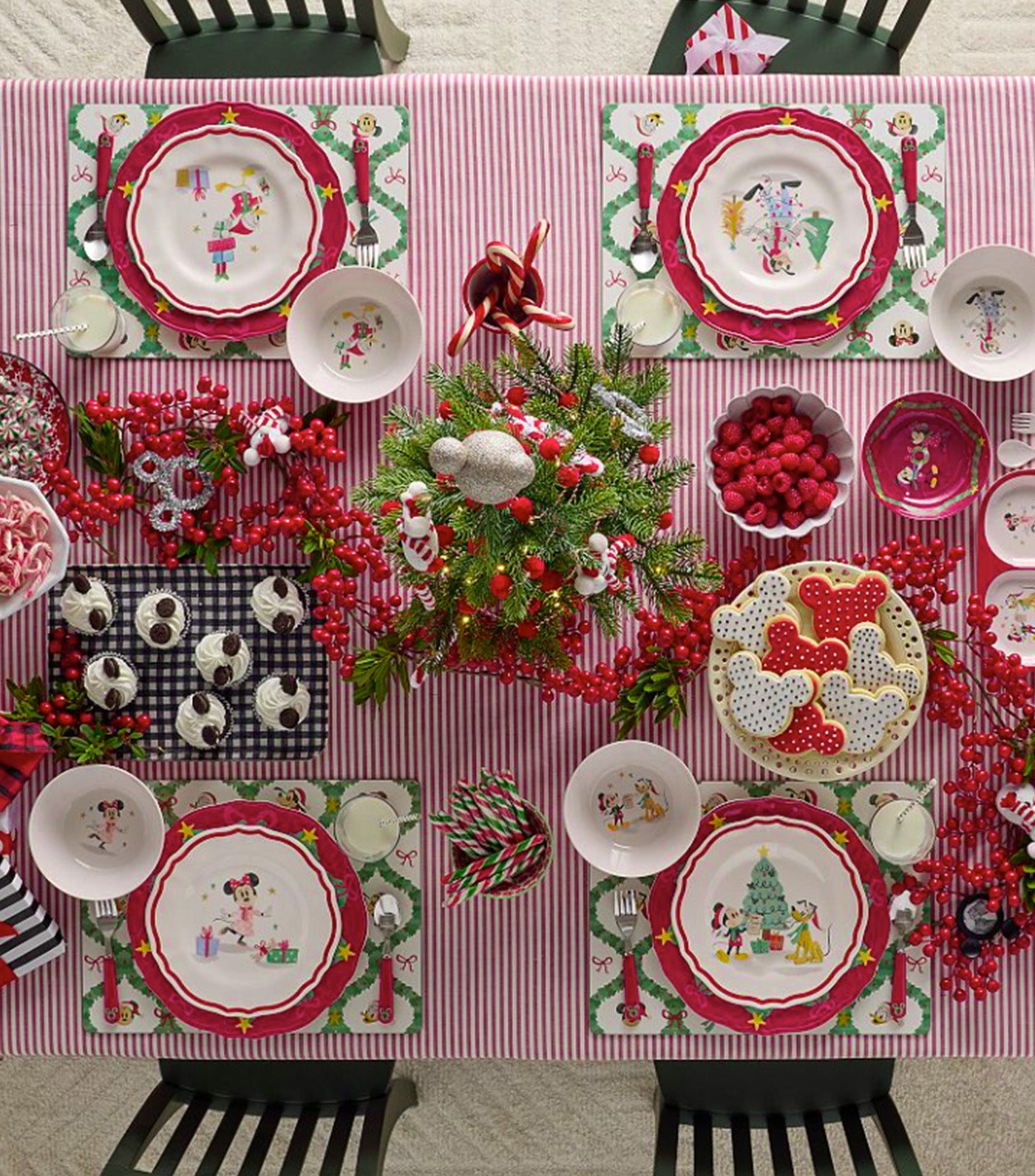 Disney Mickey Mouse and Friends Christmas Charger Plate