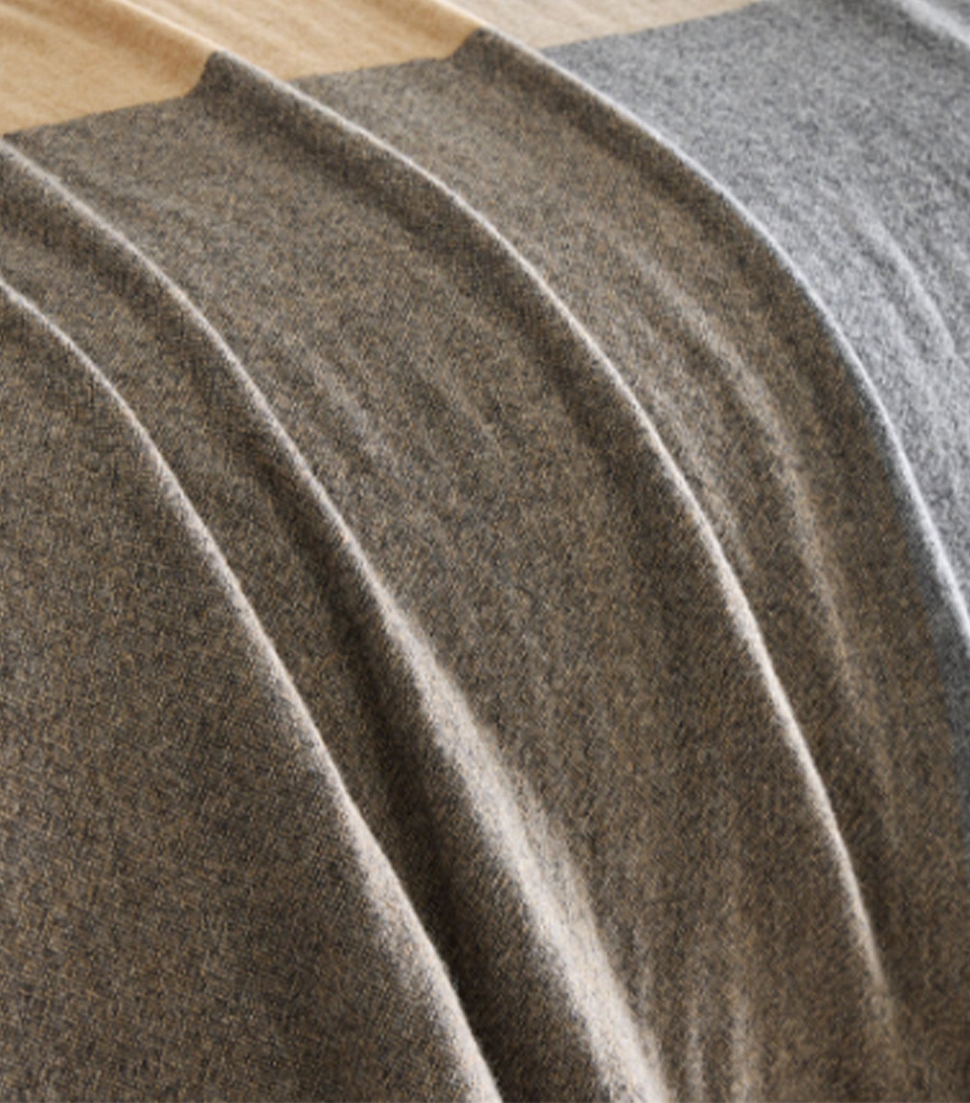 Colorblock Wool Bed Blanket Gray