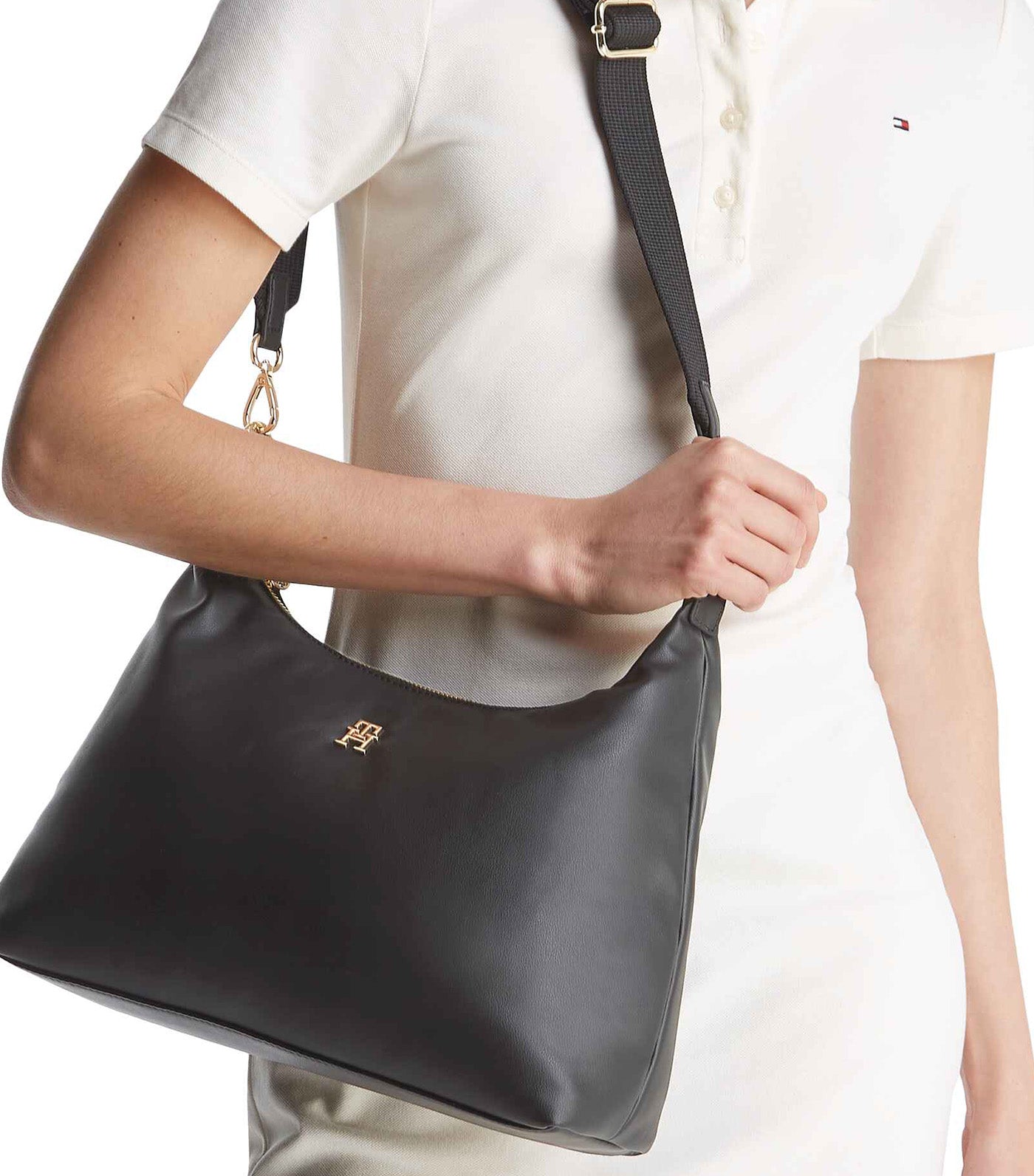 Women's Popette Soft Shoulder Bag Black