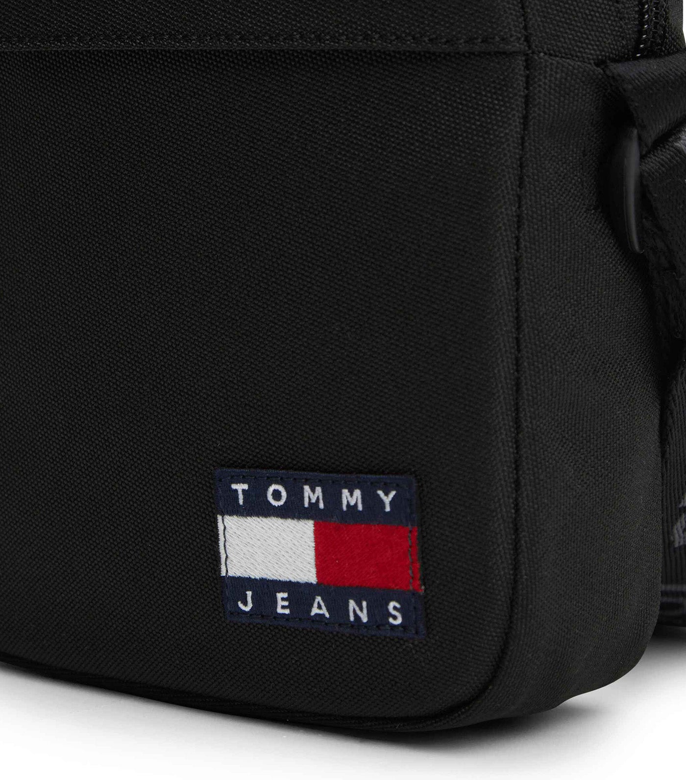 Tommy Jeans Essential Daily Reporter Bag Black