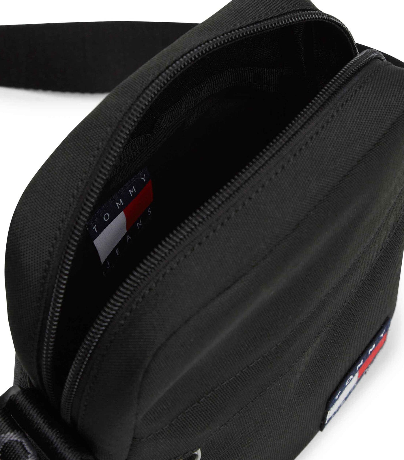 Tommy Jeans Essential Daily Reporter Bag Black