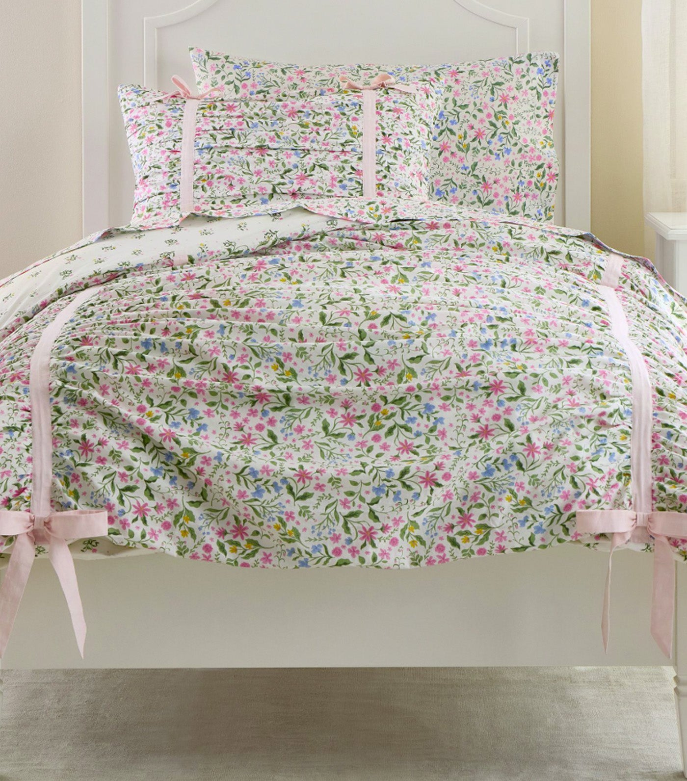 Super Bloom Ruched Duvet Cover & Shams