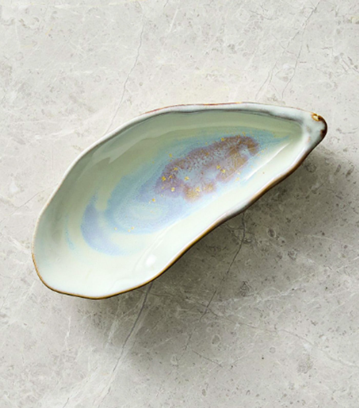 Seashell Stoneware Serveware Collection
