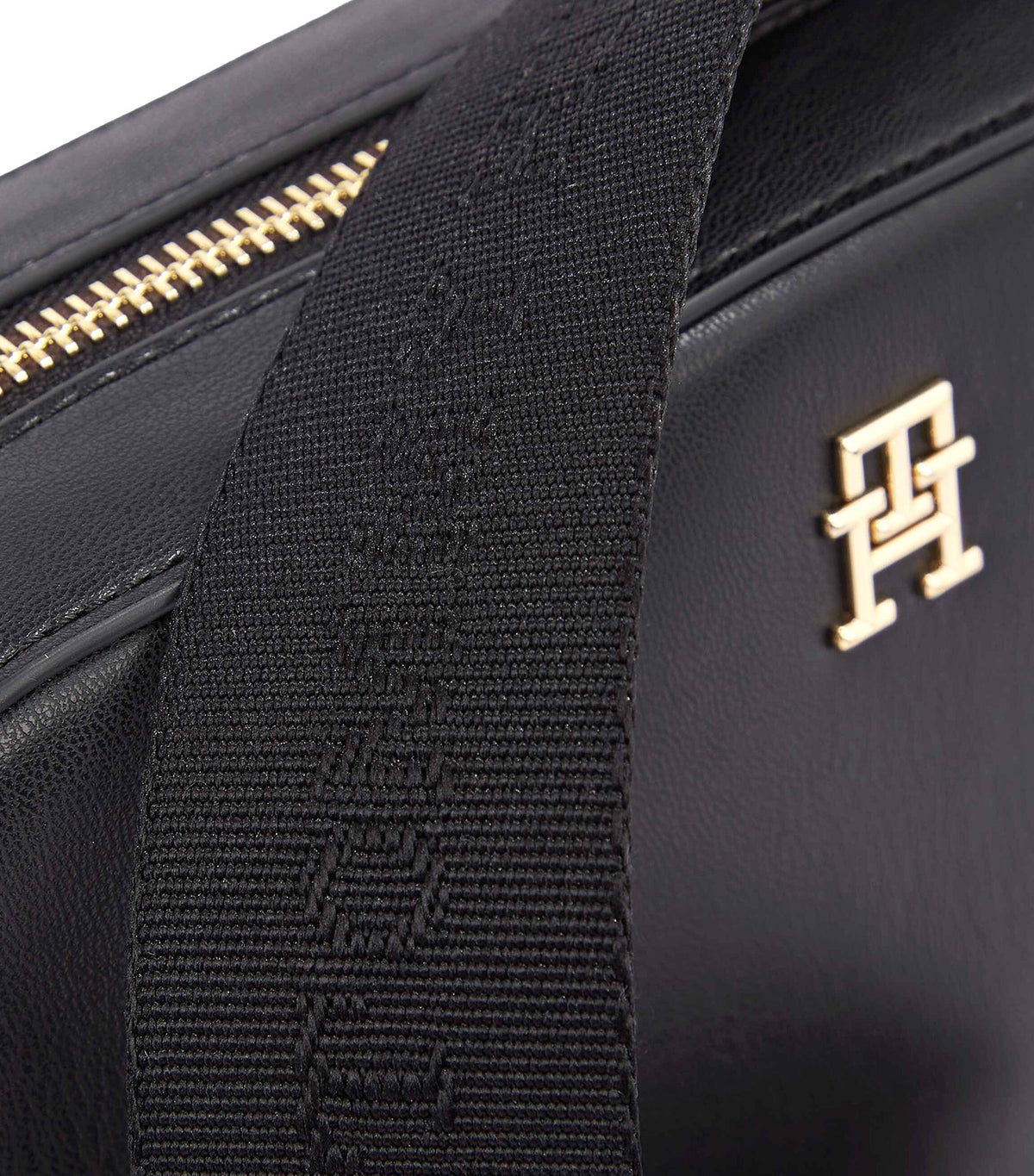 Women's IM Latam Logo Crossover Bag Black