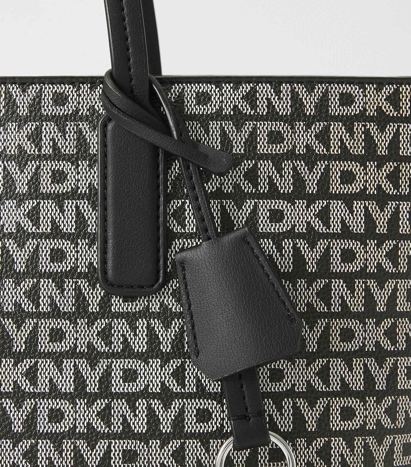Saige East West Tote Black/Sadd