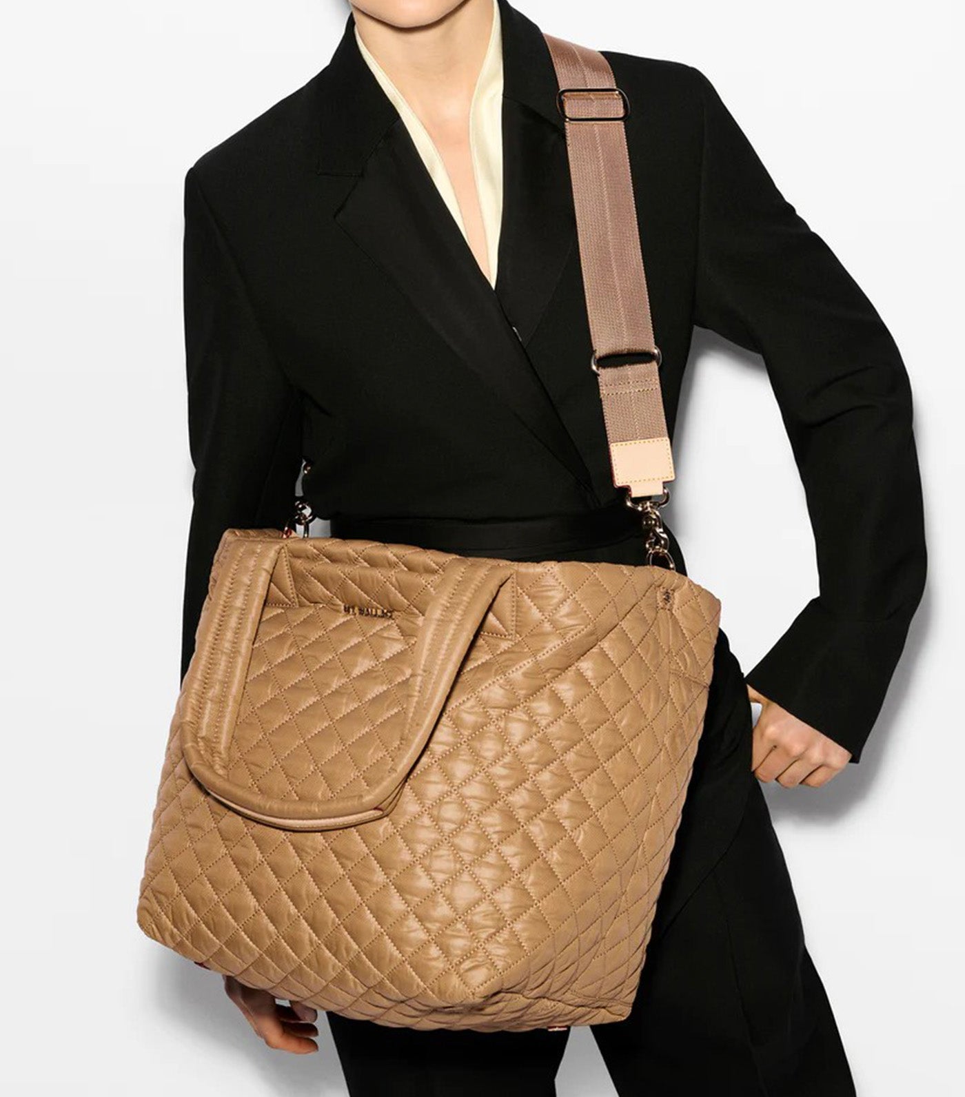 Medium Metro Tote Deluxe