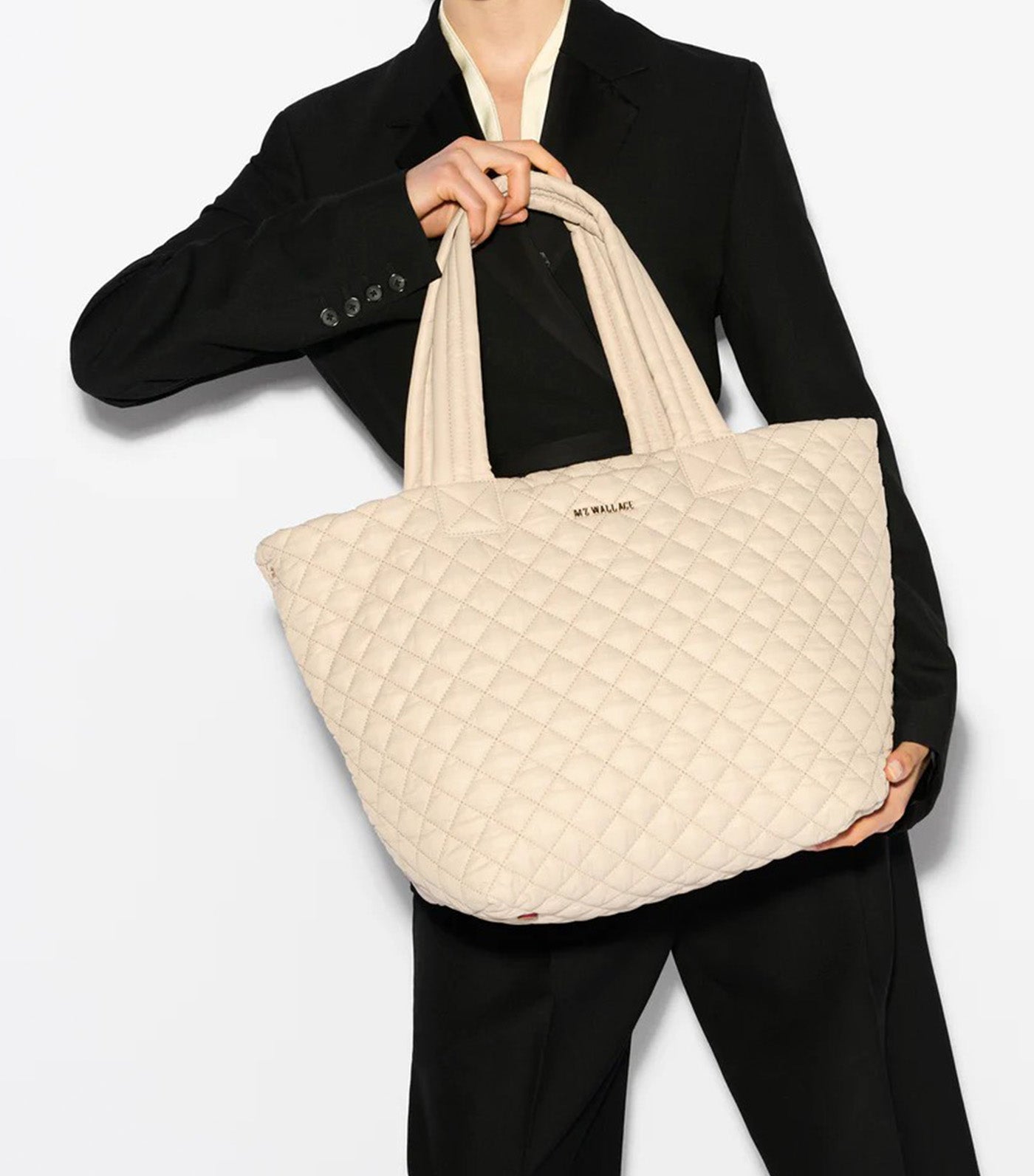 Medium Metro Tote Deluxe