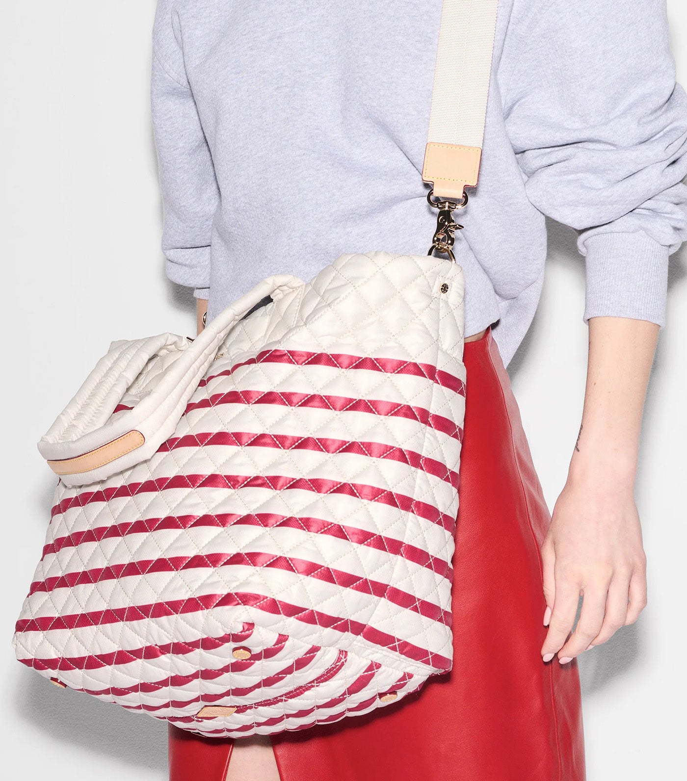 Medium Metro Tote Deluxe