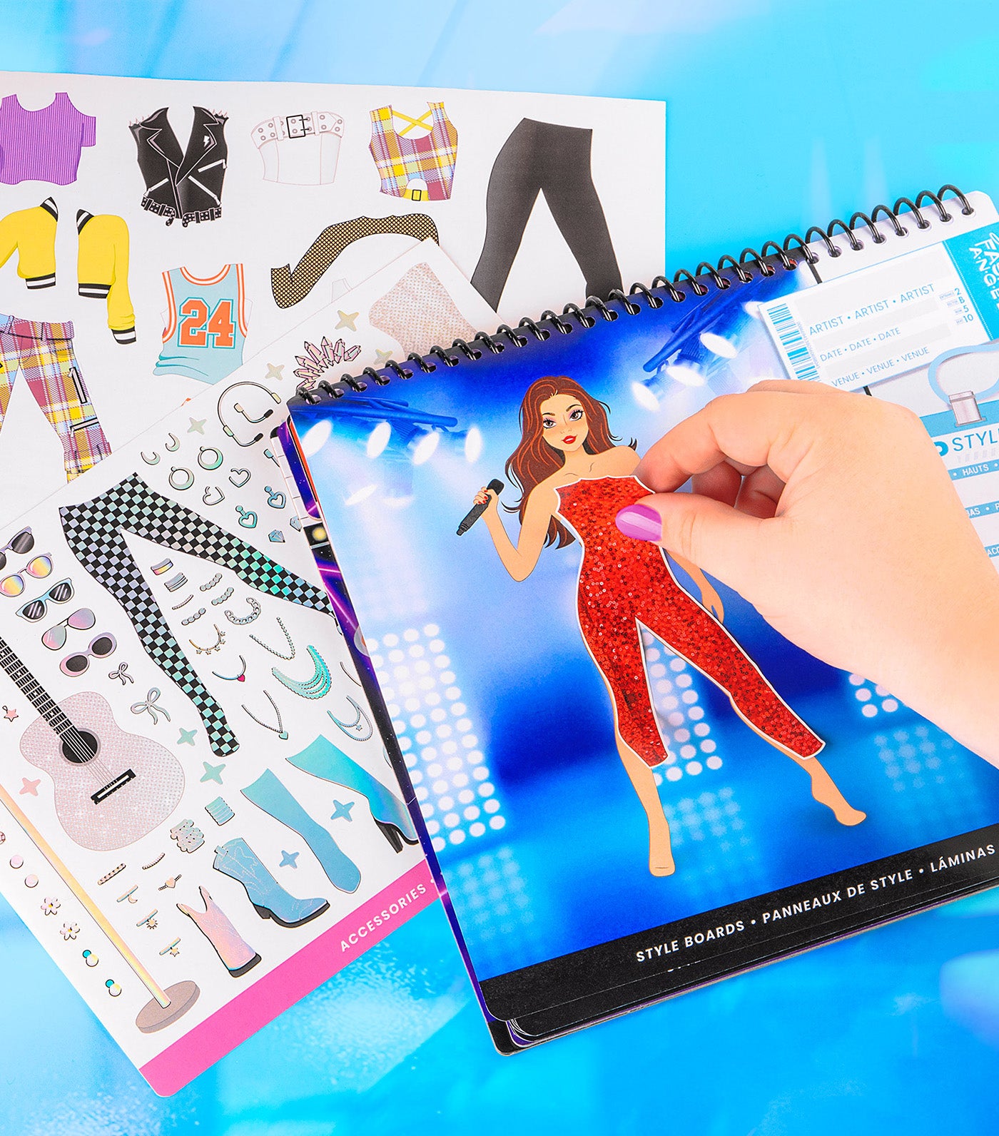 Live in Concert Sticker Stylist Fashion Set