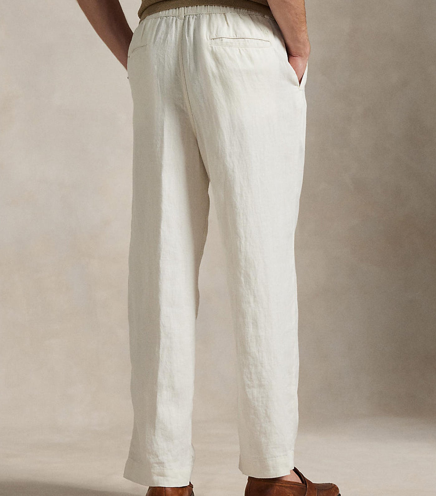 Lateef Relaxed Fit Pleated Linen Pants