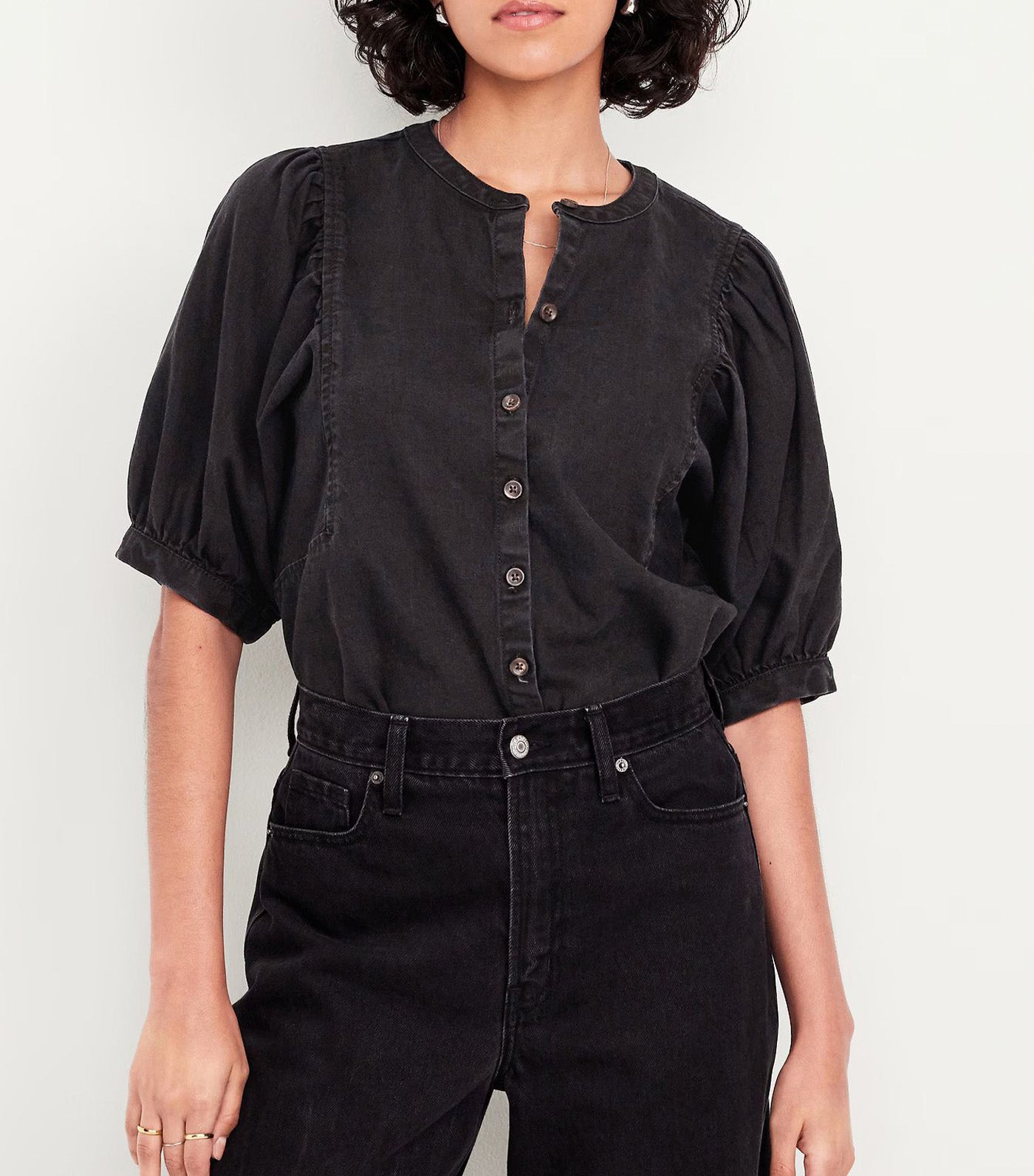 Old Navy Puff-Sleeve Button-Down Cropped Shirt Black Wash