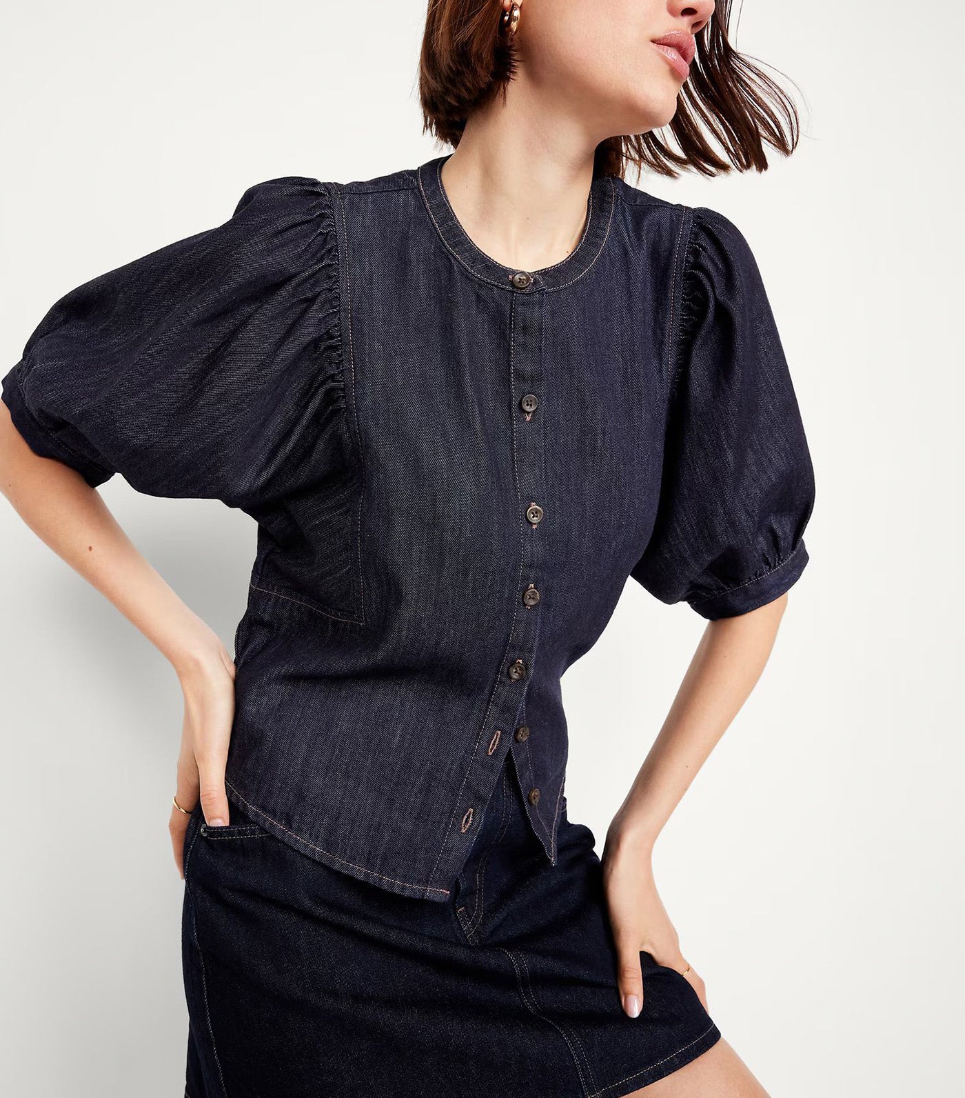 Old Navy Puff-Sleeve Button-Down Cropped Shirt Rinse