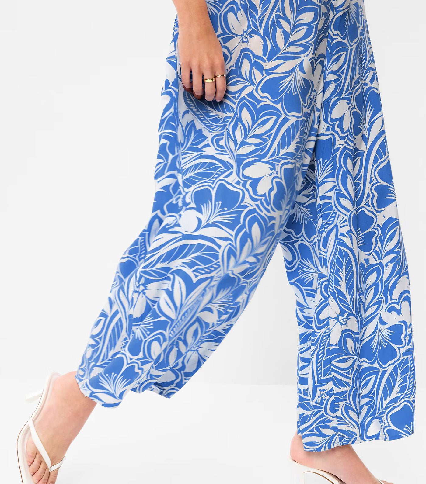 Old Navy Airy Smocked Jumpsuit Large Blue Floral