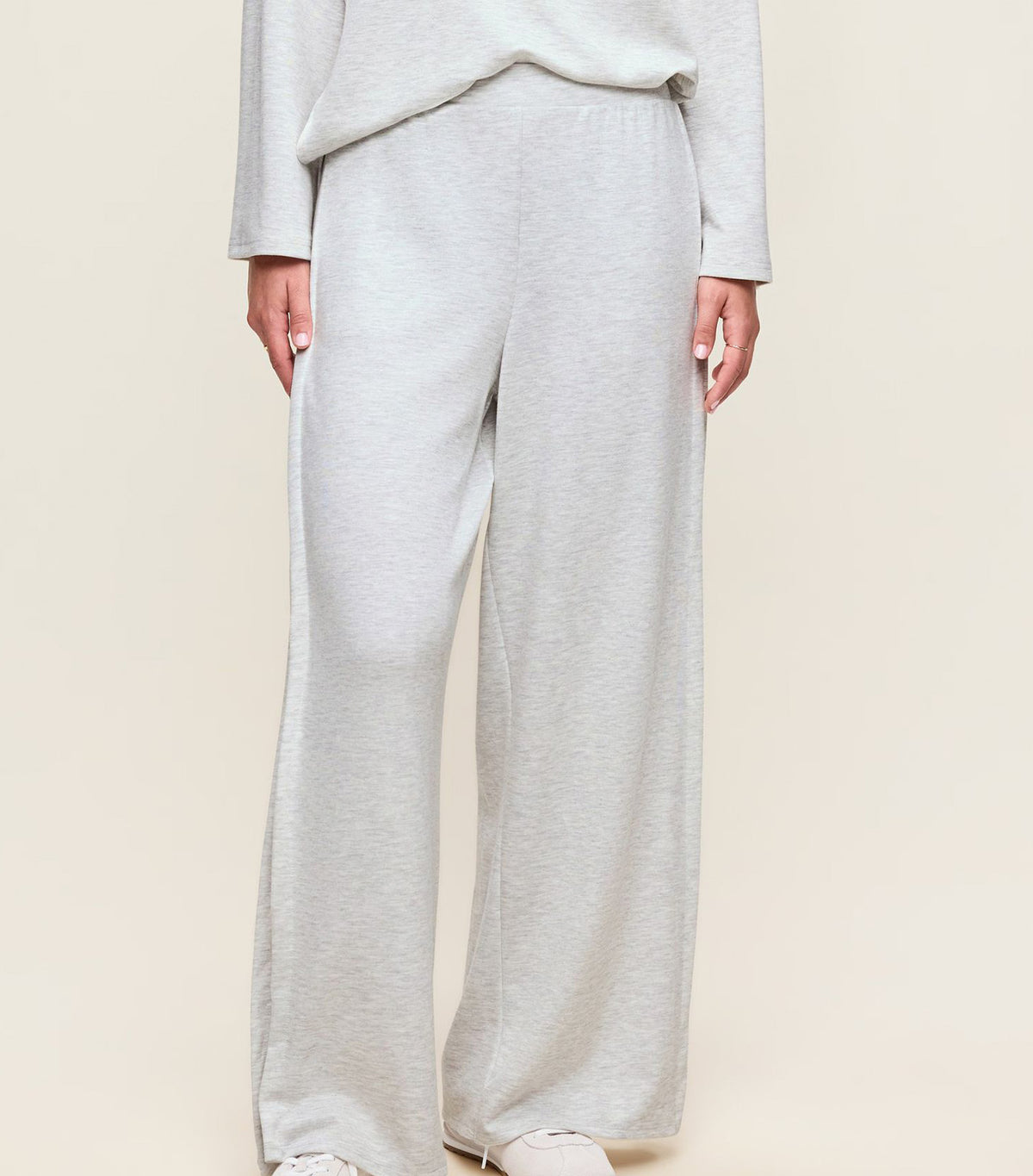 High-Waisted Bounce Lite Drapey Wide-Leg Pleated Pants Light Gray Heather