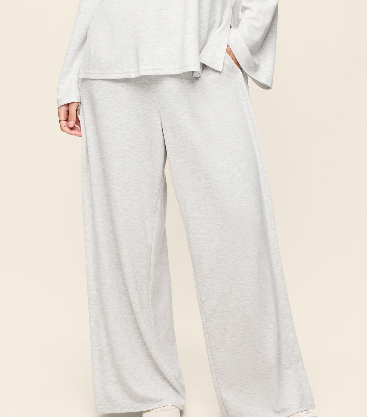 High-Waisted Bounce Lite Drapey Wide-Leg Pleated Pants Light Gray Heather