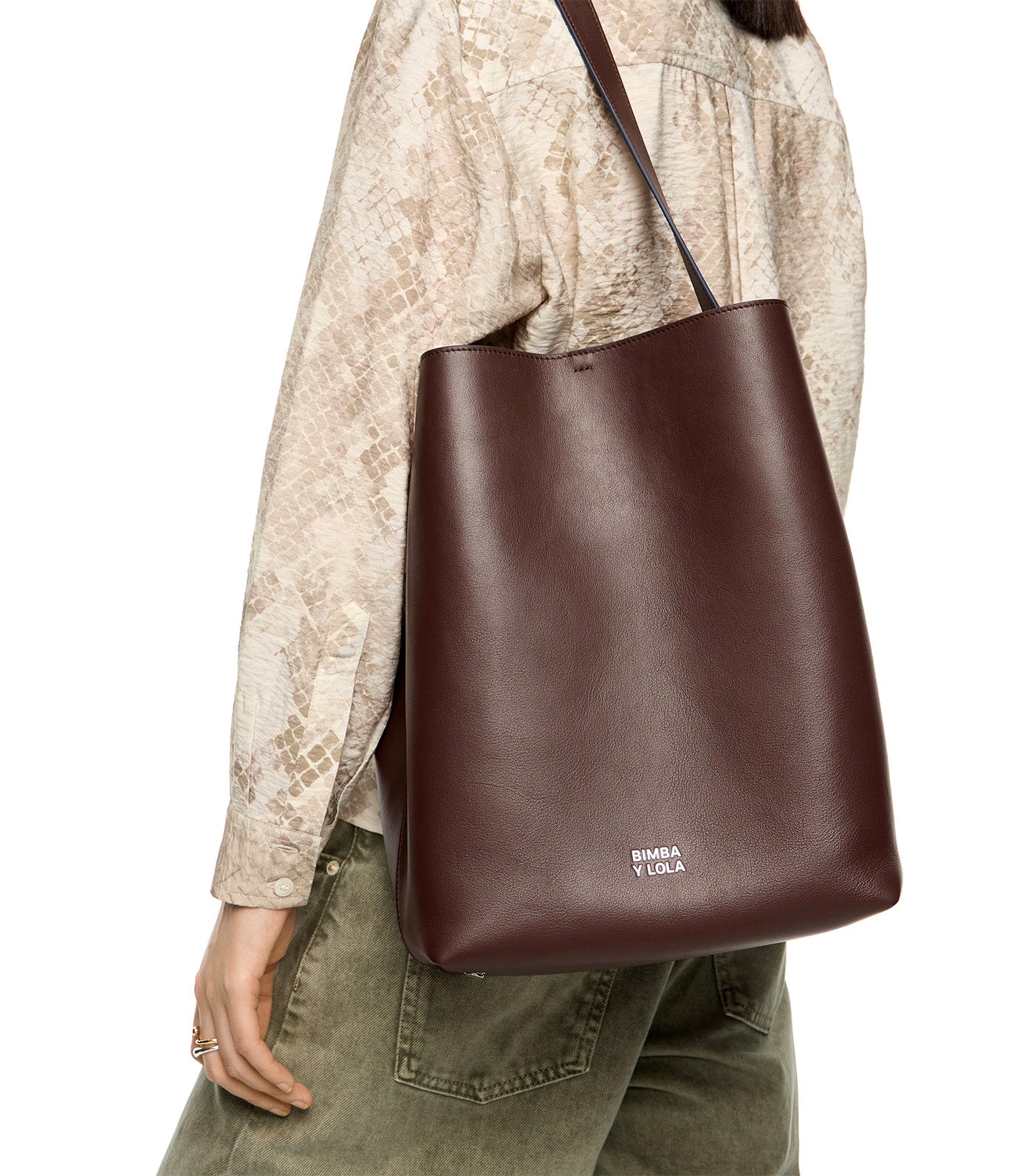 Bimba Y Lola Large Leather Carlino Bag Chocolate