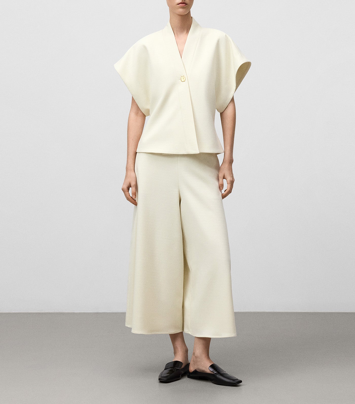 Adolfo Dominguez Textured Culotte Trousers Ecru