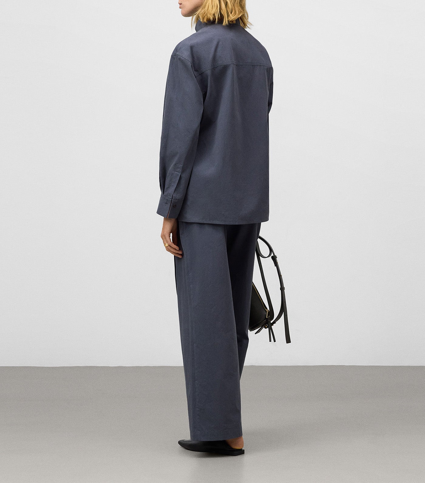 Adolfo Dominguez Organic Cotton Ankle-Length Trousers Dark Gray