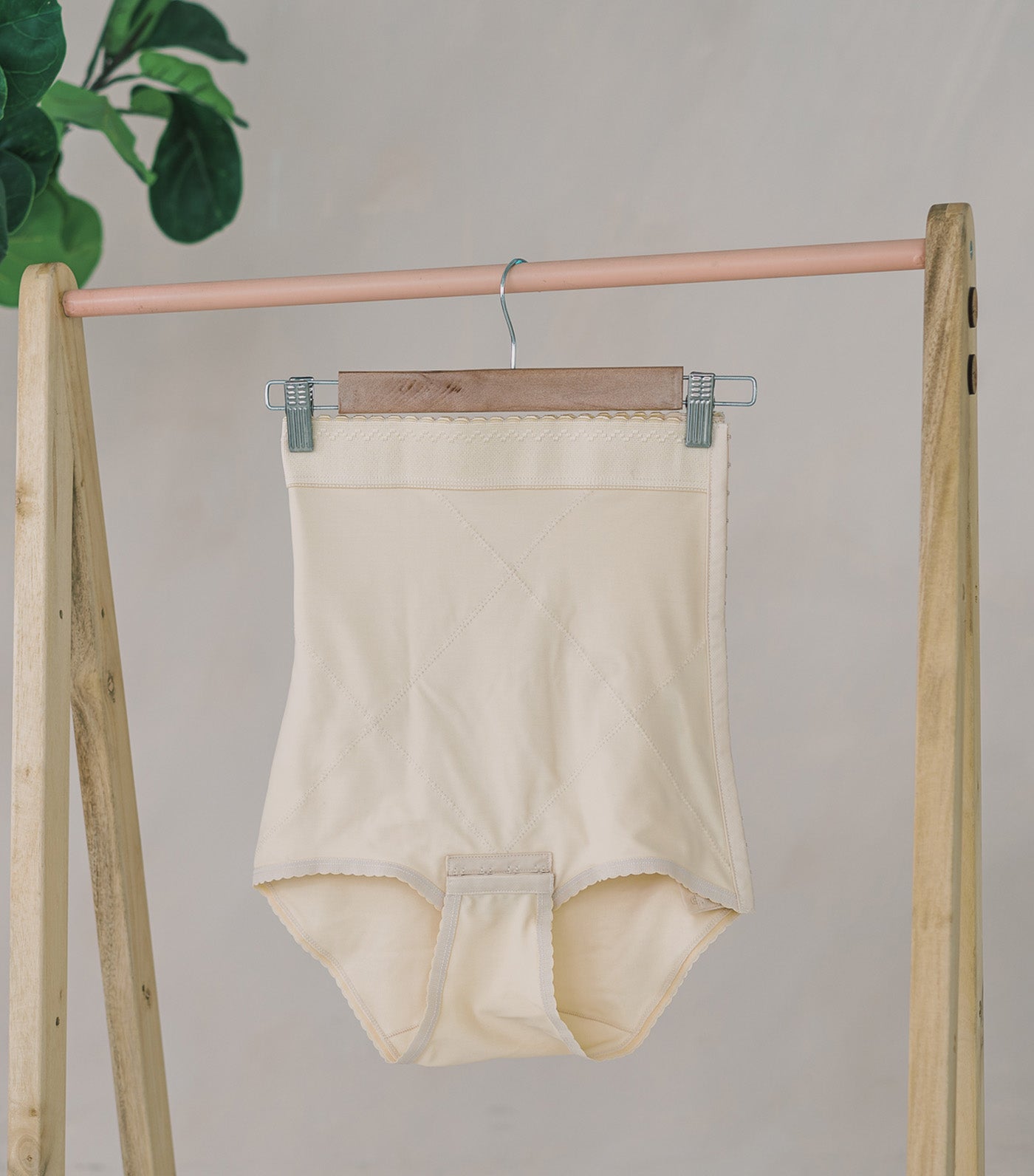 Medical Grade Postpartum and Slimming Binder