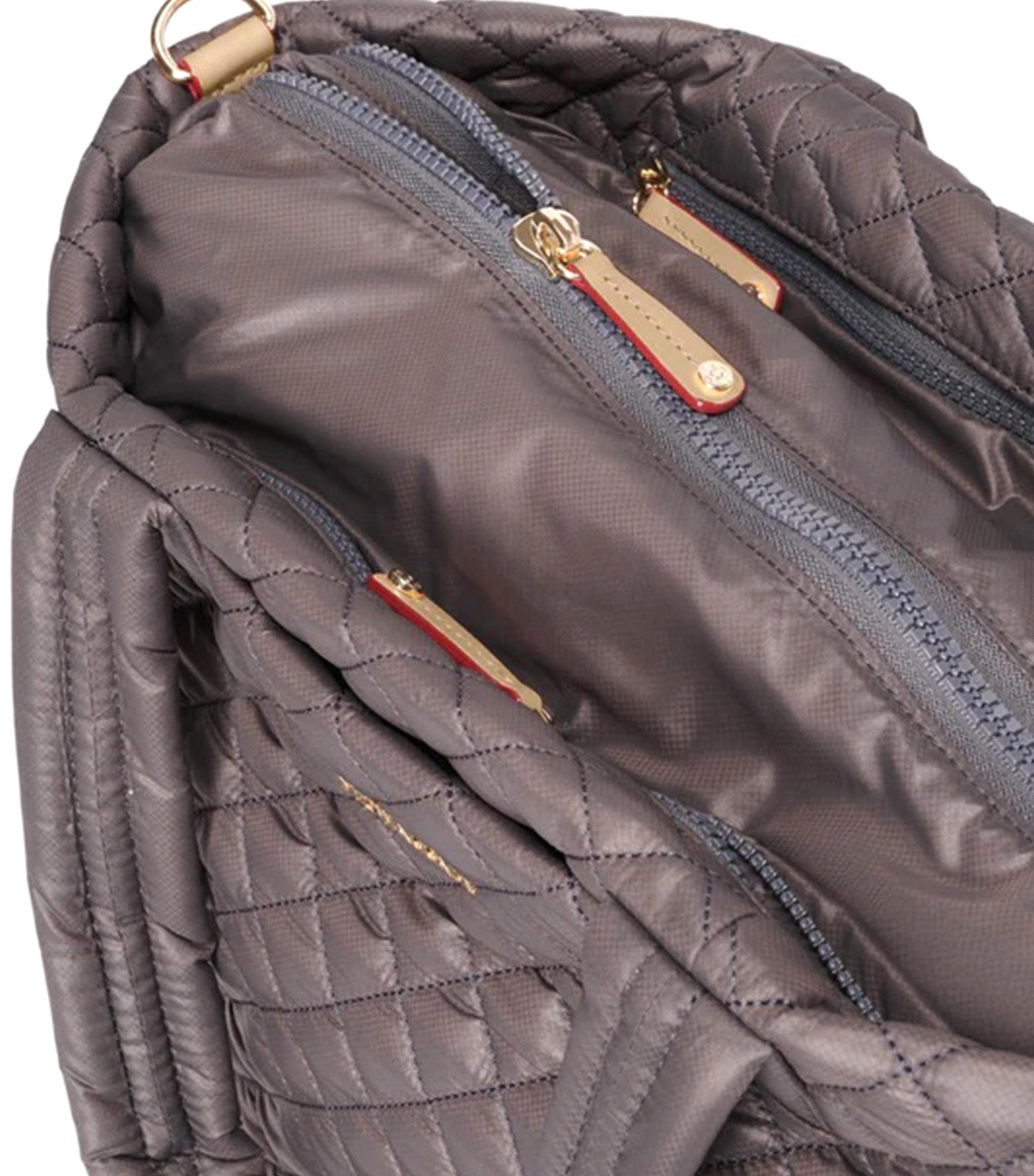 Medium Metro Tote Deluxe Magnet