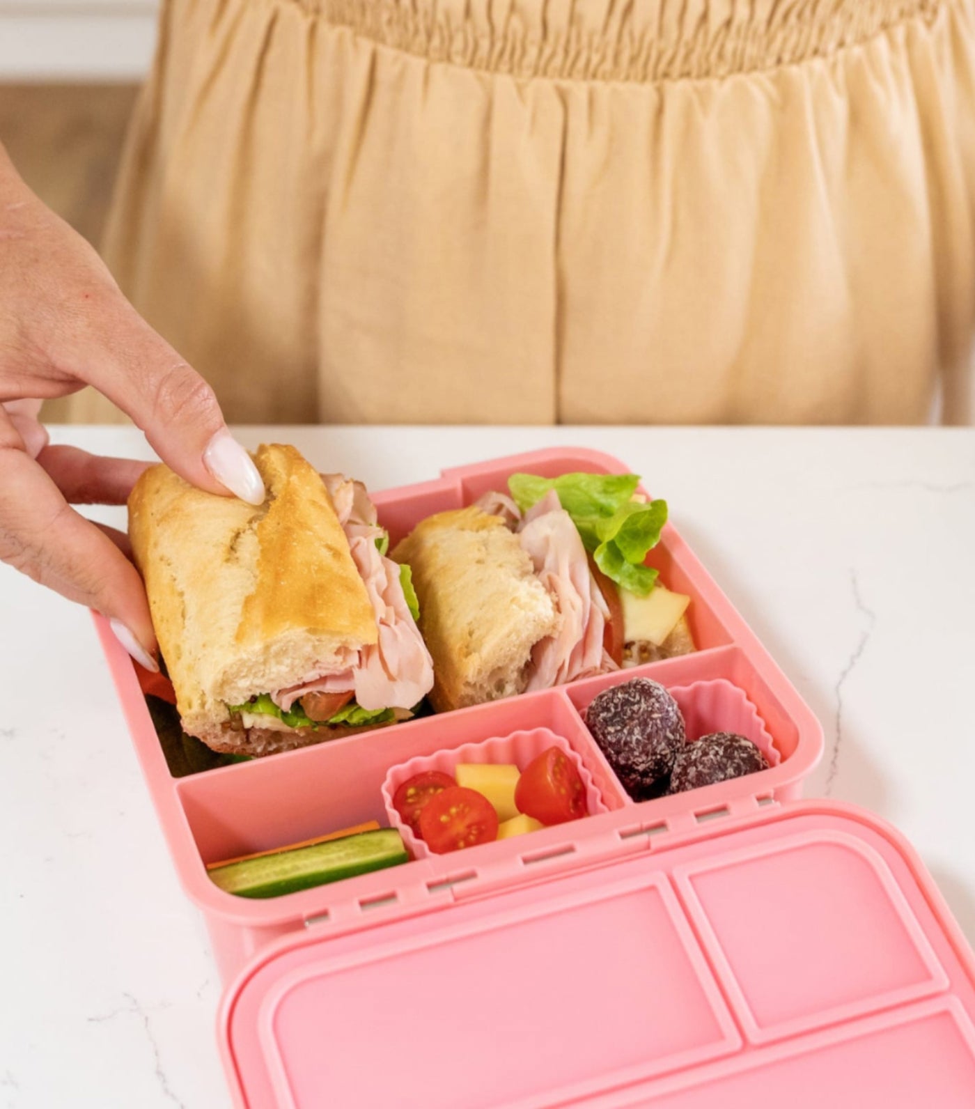 Yumbox Little Lunch Box Co Bento Three Strawberry