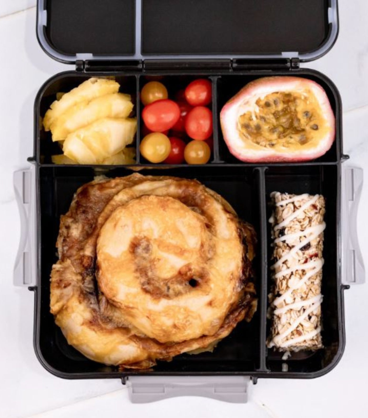 Yumbox Little Lunch Box Co Bento Three+ Coal