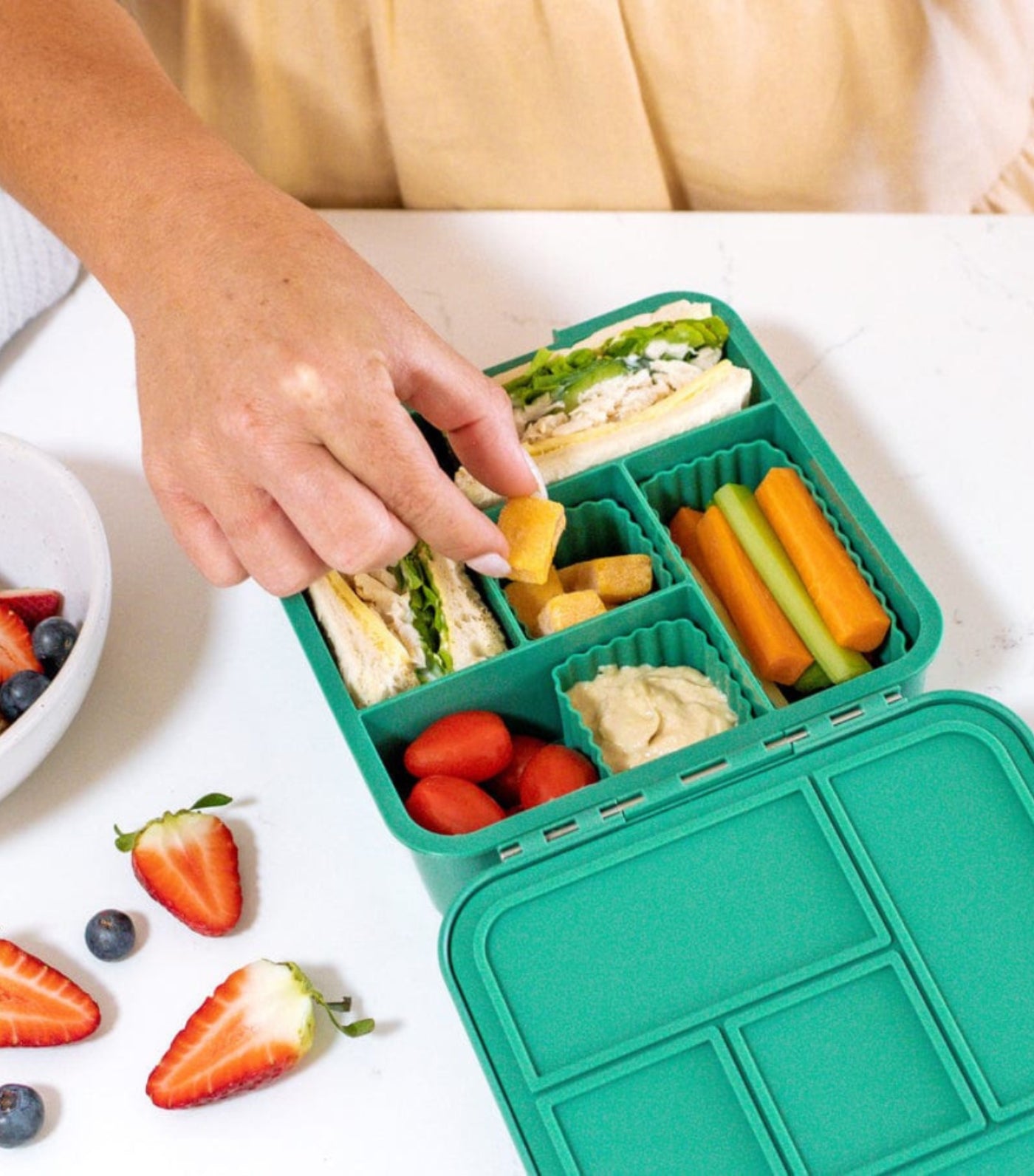Yumbox Little Lunch Box Co Bento Five Apple