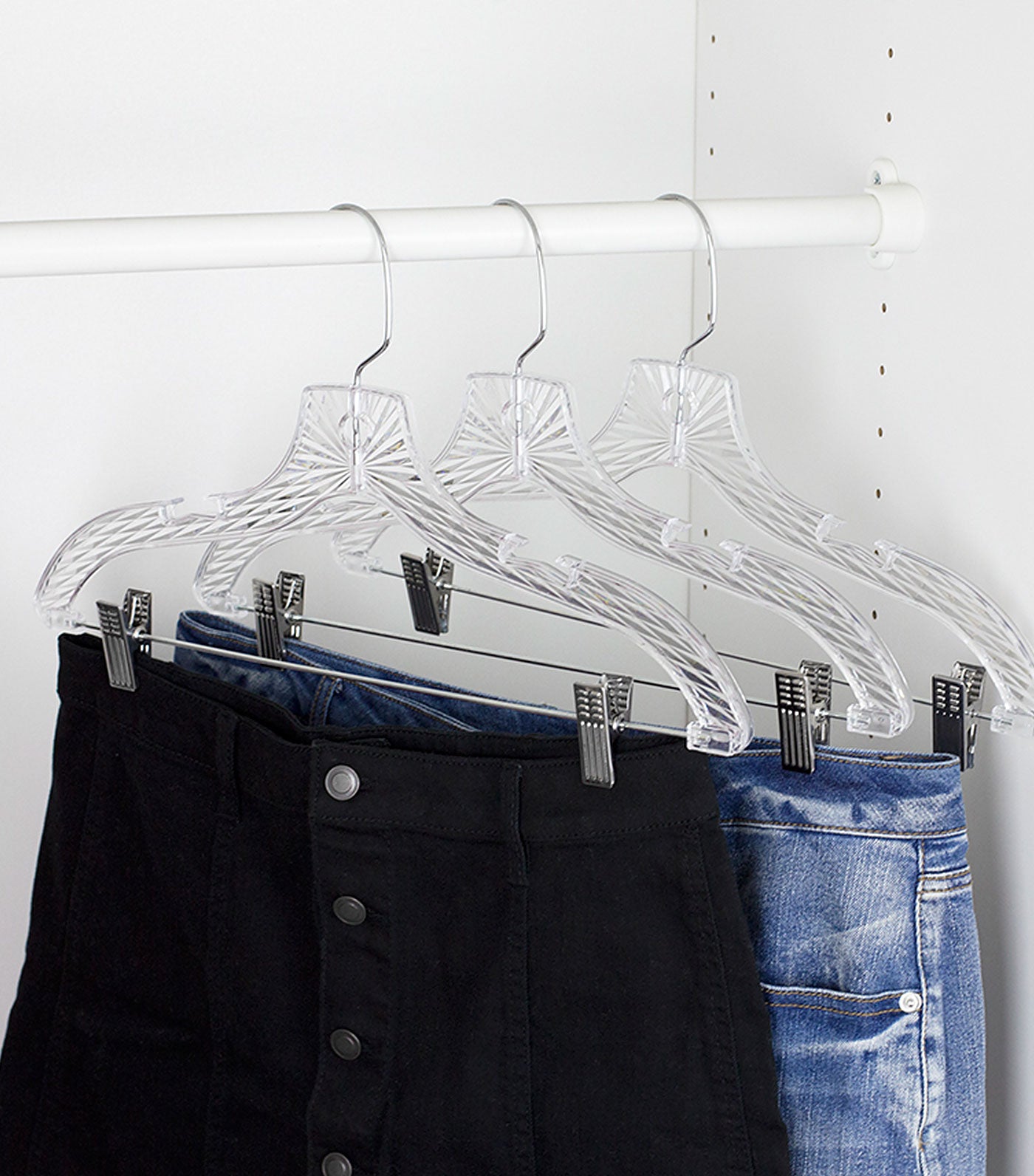 MakeRoom Curve Crystal Plastic Hanger