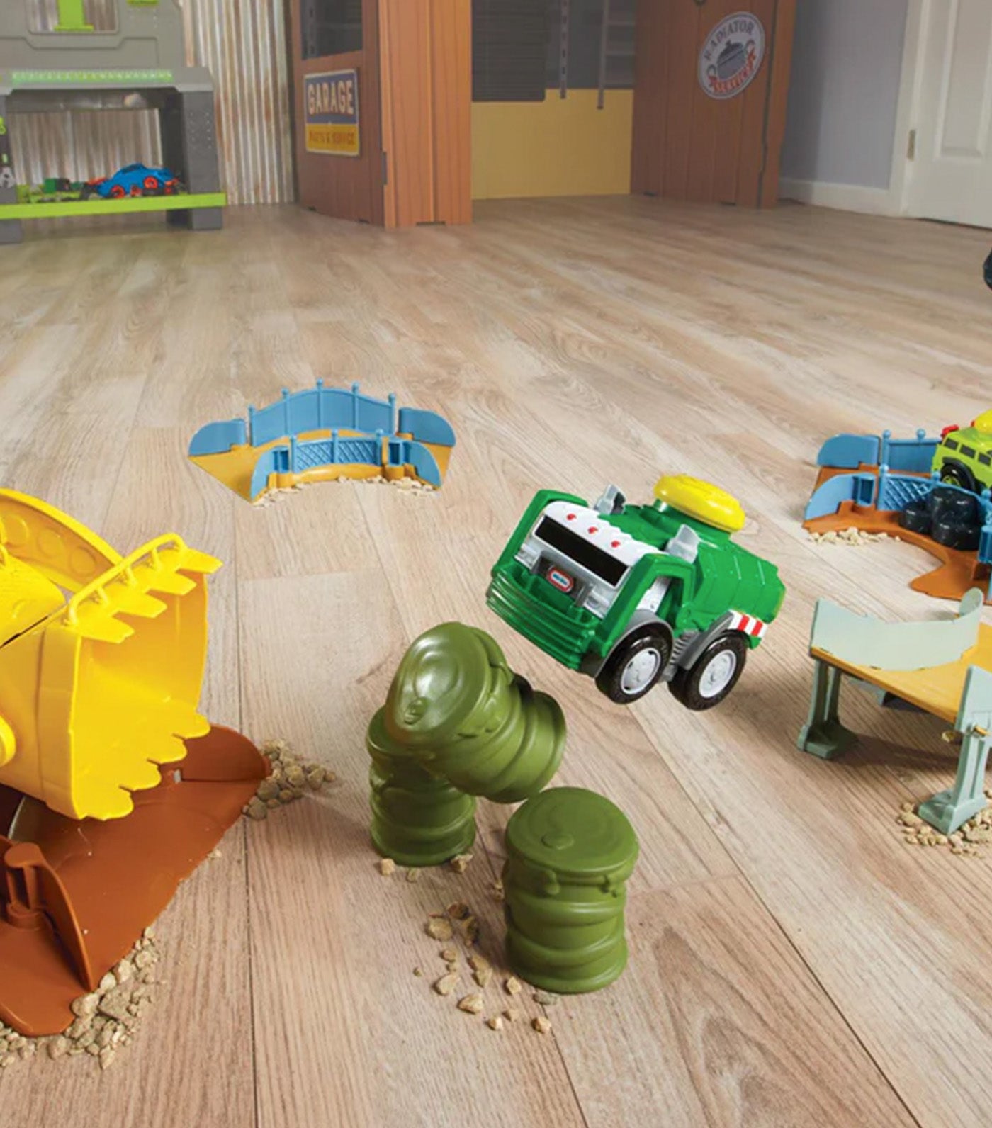 Slammin' Racers Scrapyard Derby