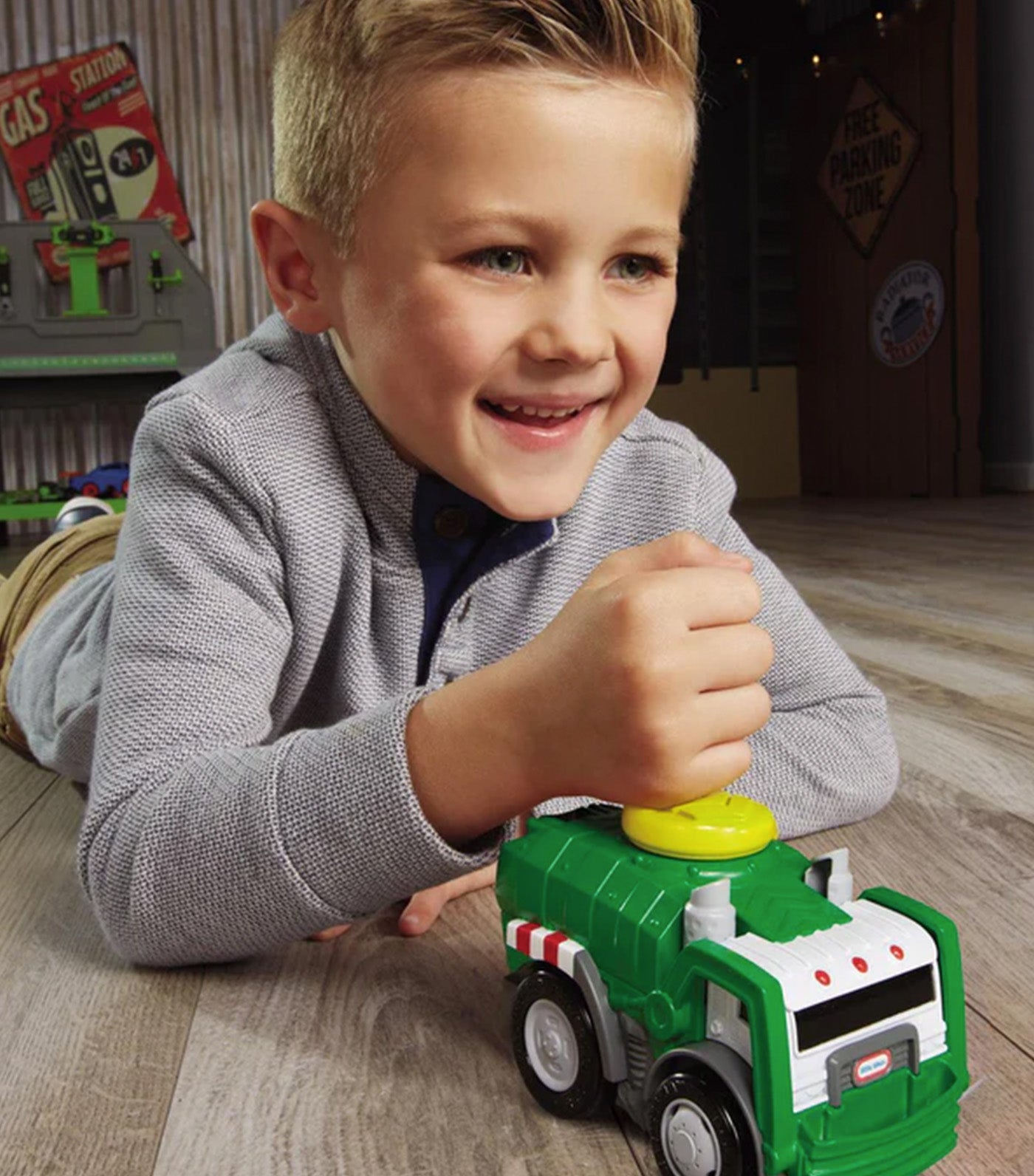 Slammin' Racers Scrapyard Derby