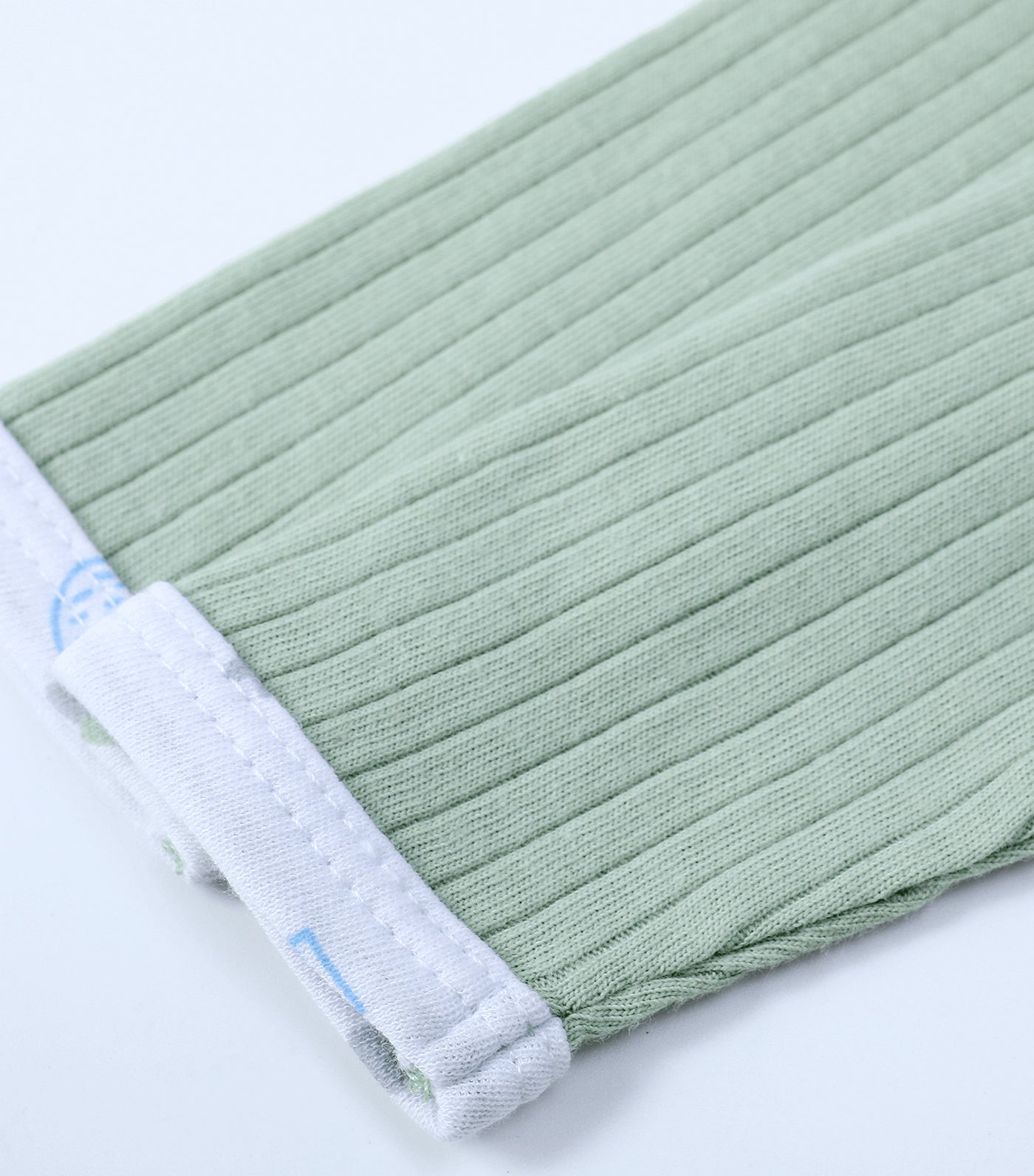 2 Piece Set of Romper and Hat