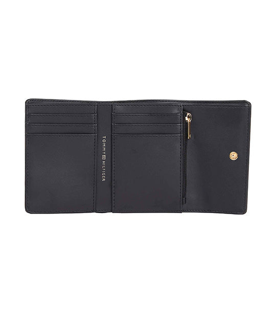 Women's Timeless Medium Flap Wallet Black