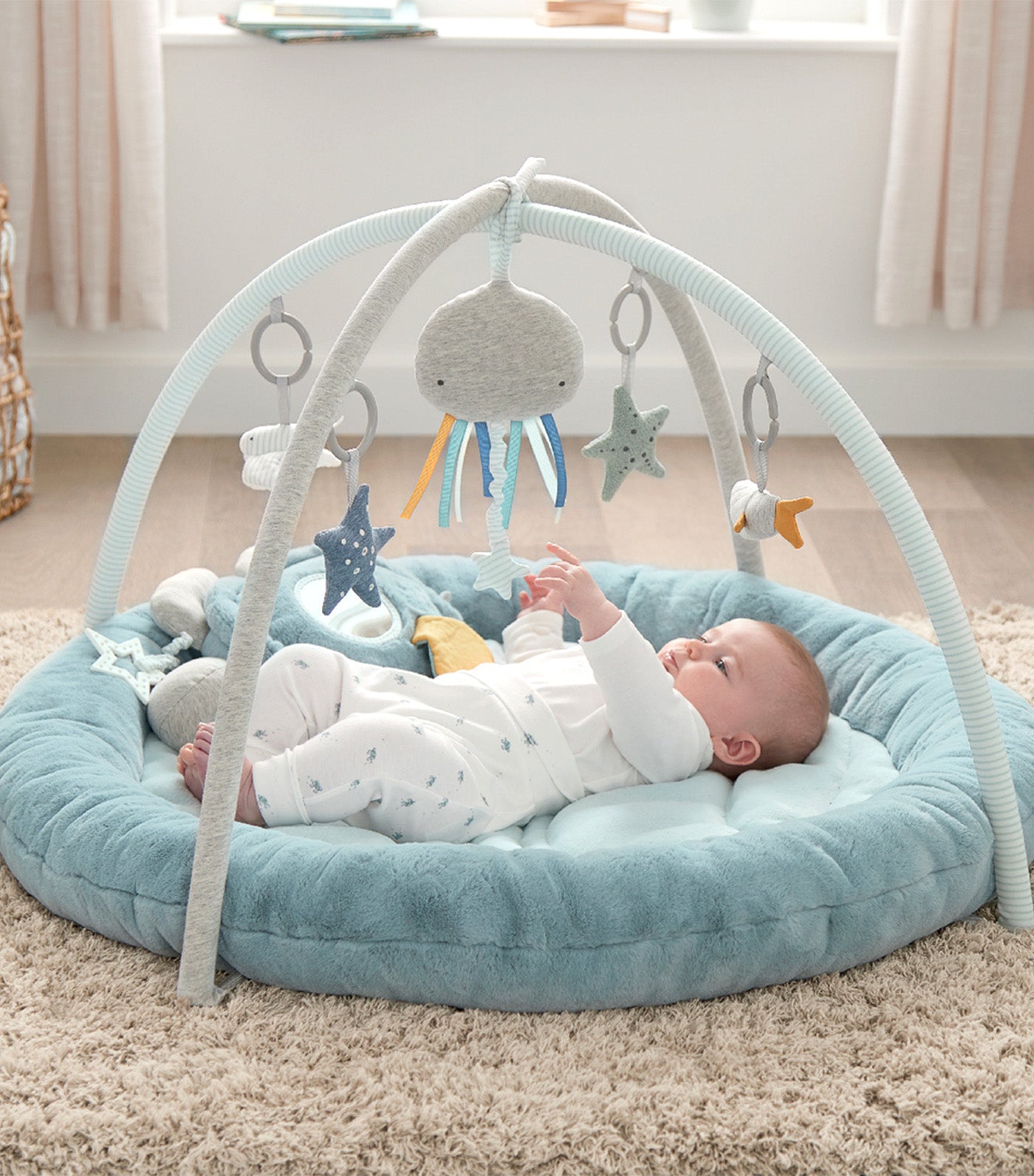 Welcome to the World Under the Sea