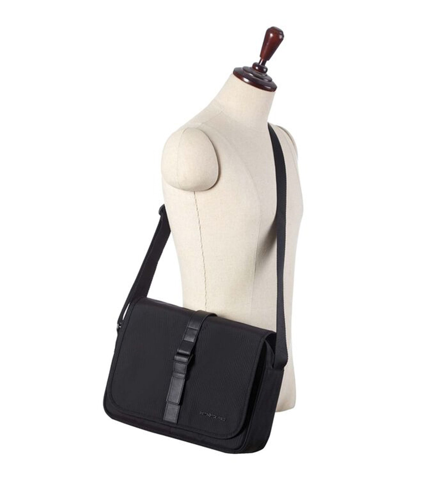 Craggan Messenger Bag Black