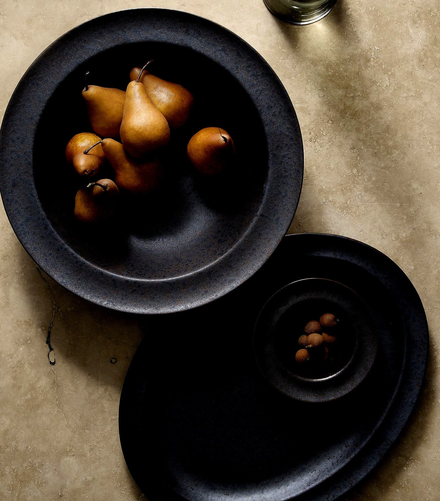 Lucia Wide Rim Dinnerware Collection