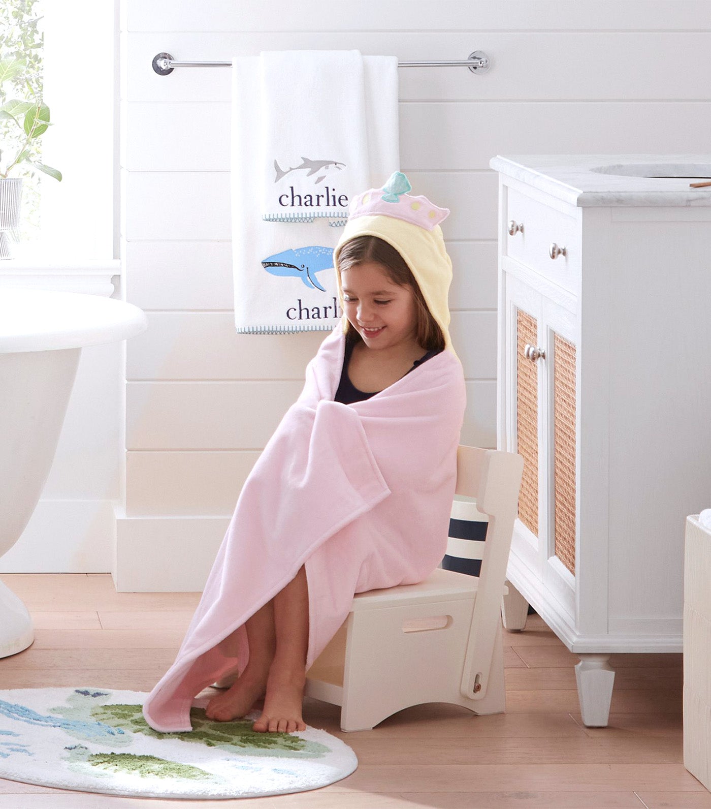 Mermaid Kid Hooded Towel Pink