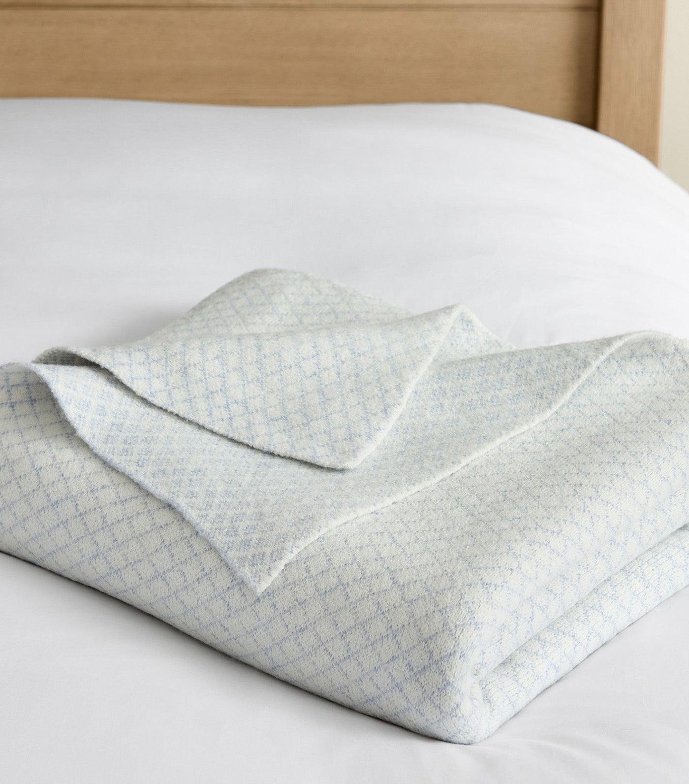 Diamond Bed Blanket Chambray Blue
