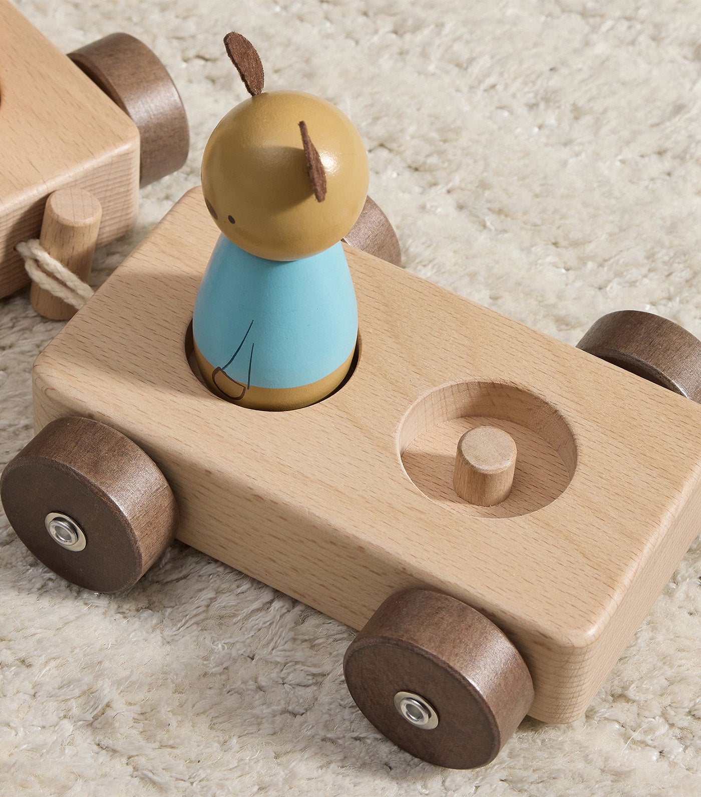 Disney's Winnie the Pooh Wooden Pull Toy Multi