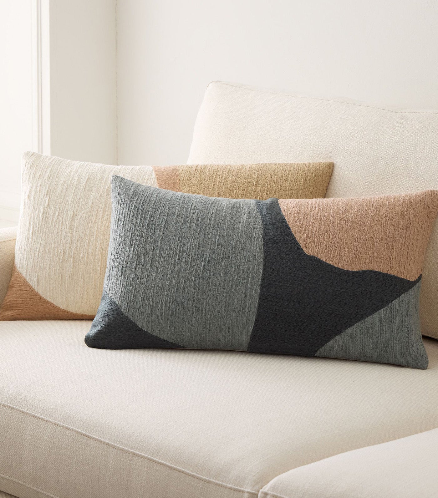 Rounded Shapes Crewel Pillow Cover