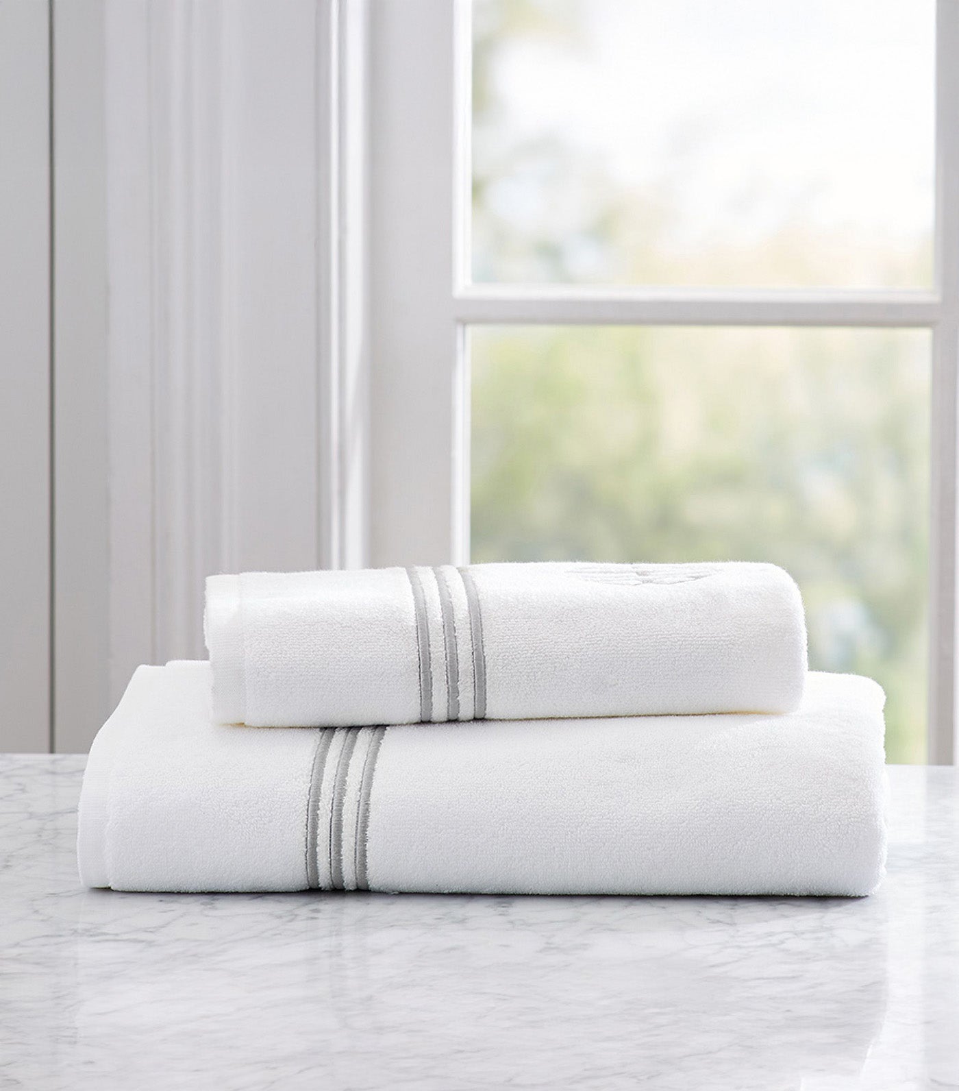 Grand Organic Cotton Embroidered Towel