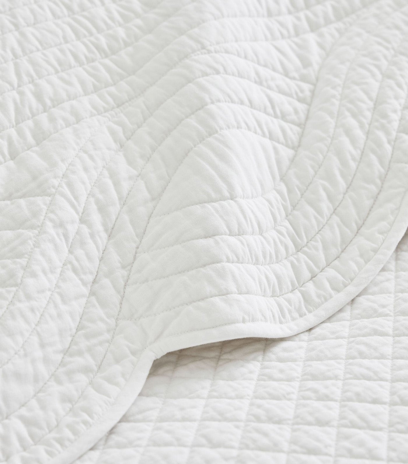 Heirloom Scallop Quilt Full/Queen Quilt