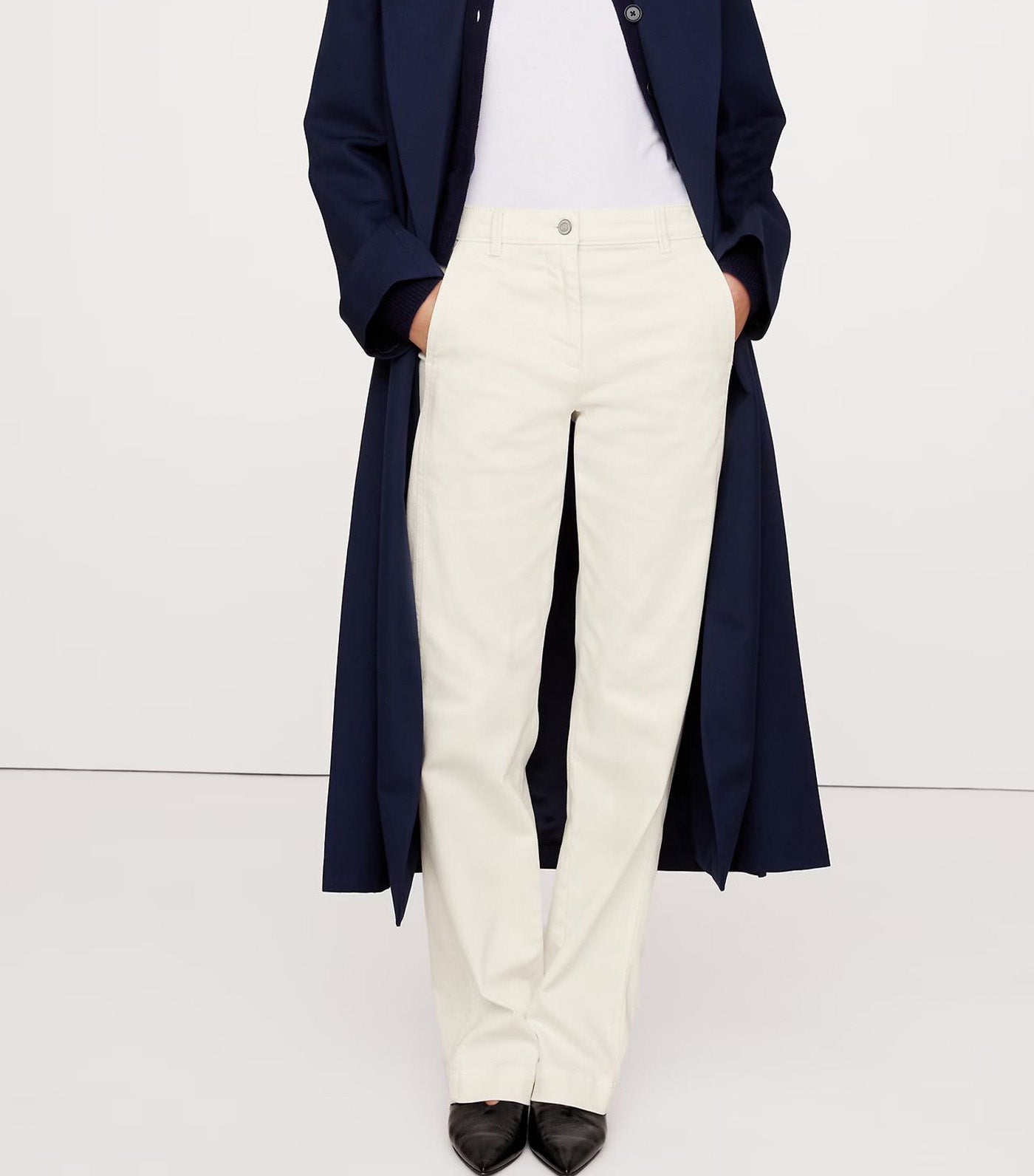 The Weekender Straight-Leg Pant Ecru