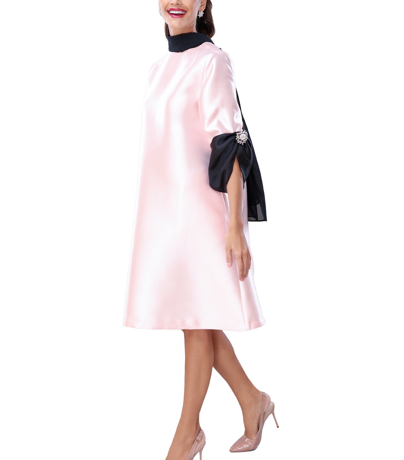 Tanvee Ribbon Dress Pink