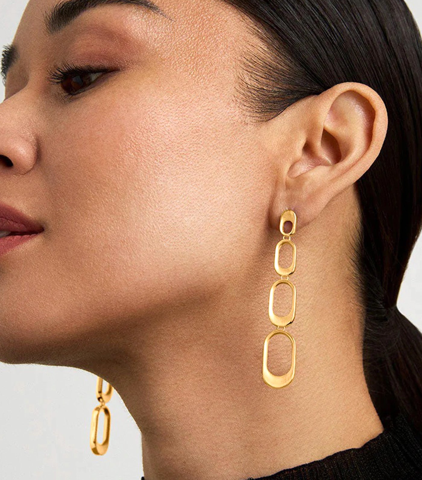 Bleecker Statement Drop Earrings Gold