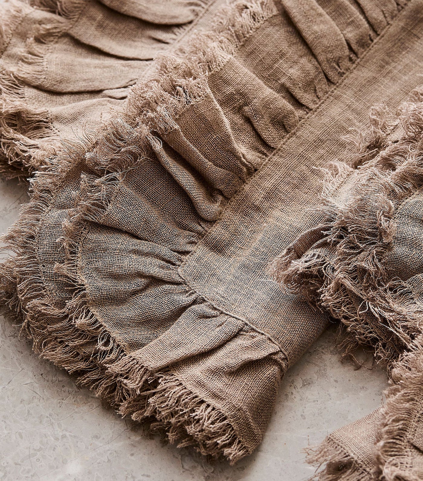 Abigail Ruffle Linen Napkin Sets