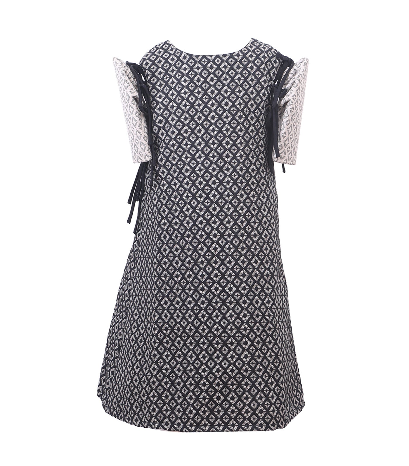 Jacquard Filipiñana Dress with Detachable Sleeves Black and White